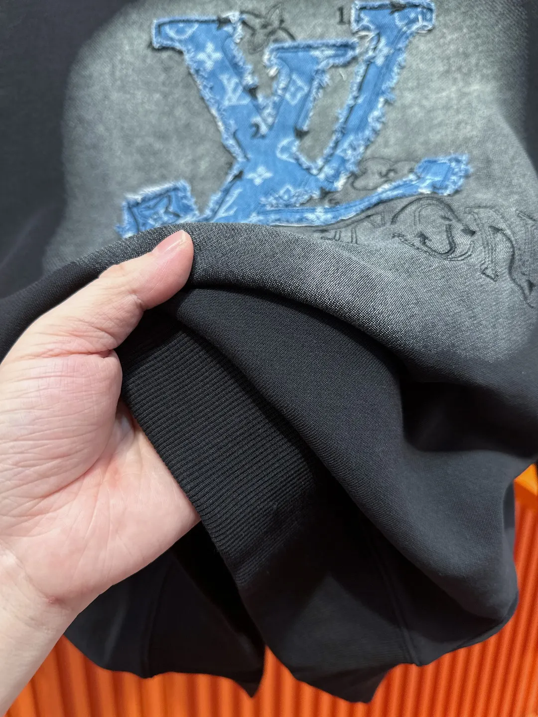 Logo Patch Embroidered Cotton Sweatshirt D20519707 — view 9