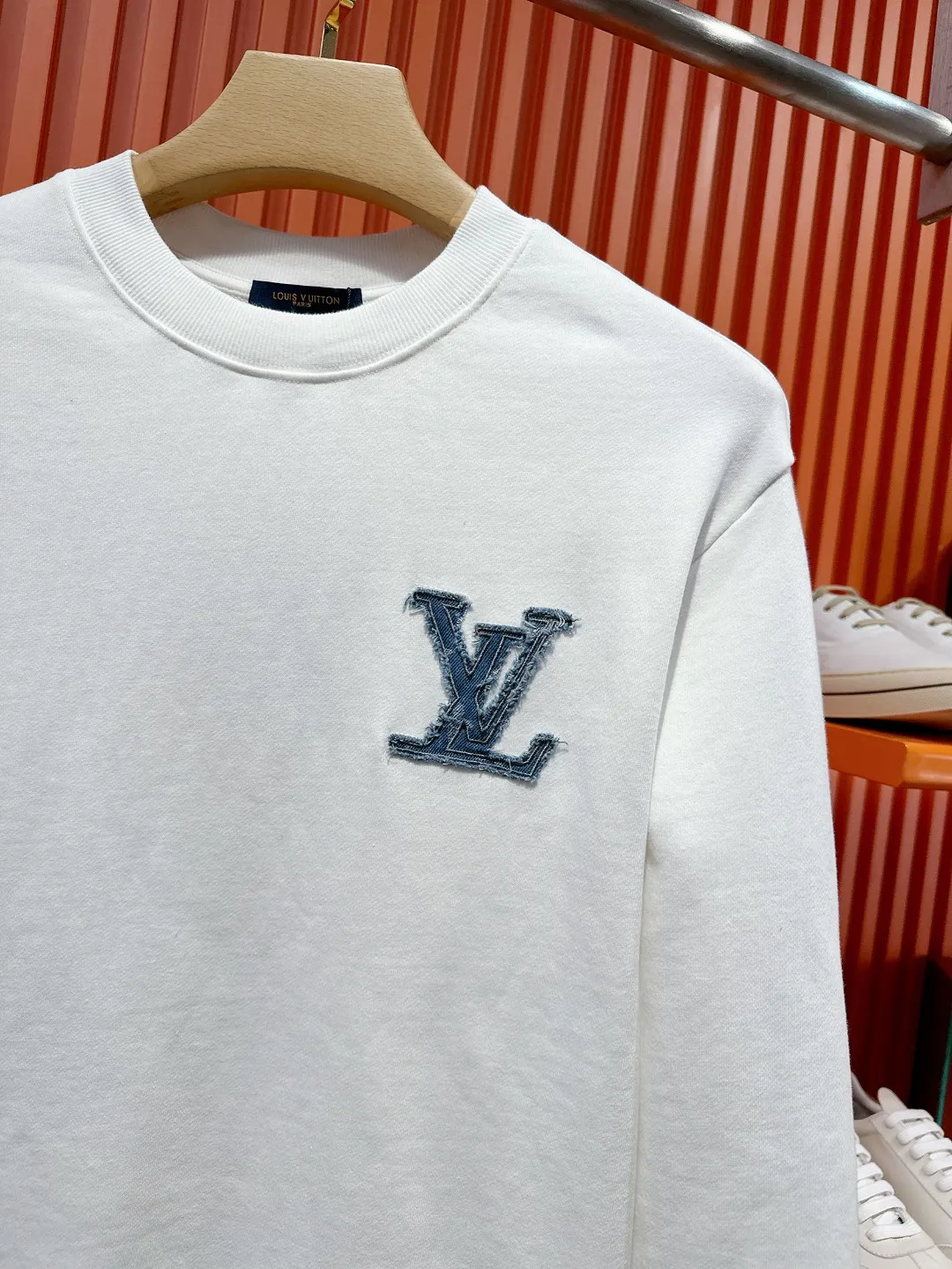 Denim Patch Logo Crew-Neck Sweatshirt D20519708 — view 5