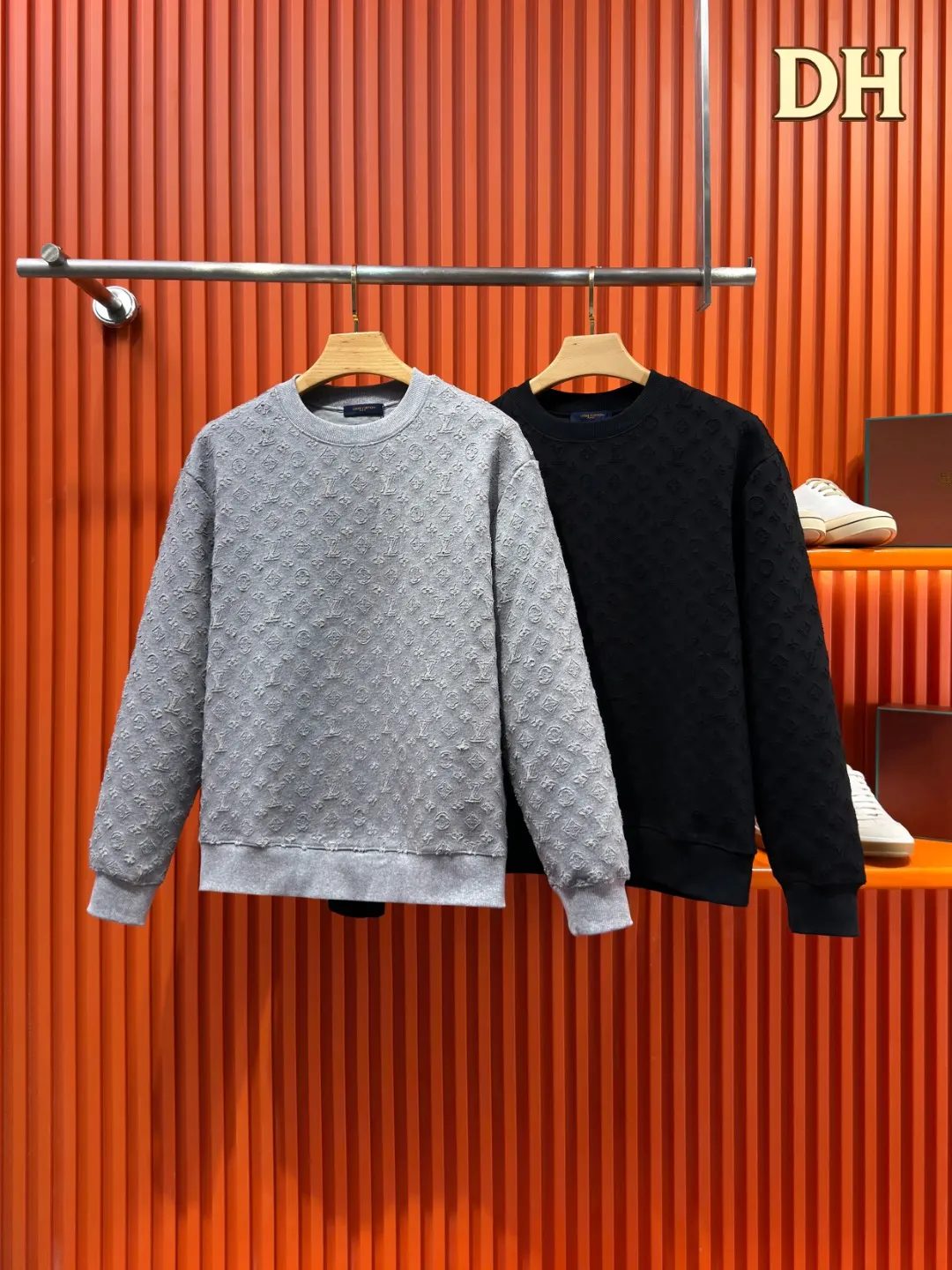 Monogram Jacquard Devoré Crew-Neck Sweatshirt D21519701 — view 3