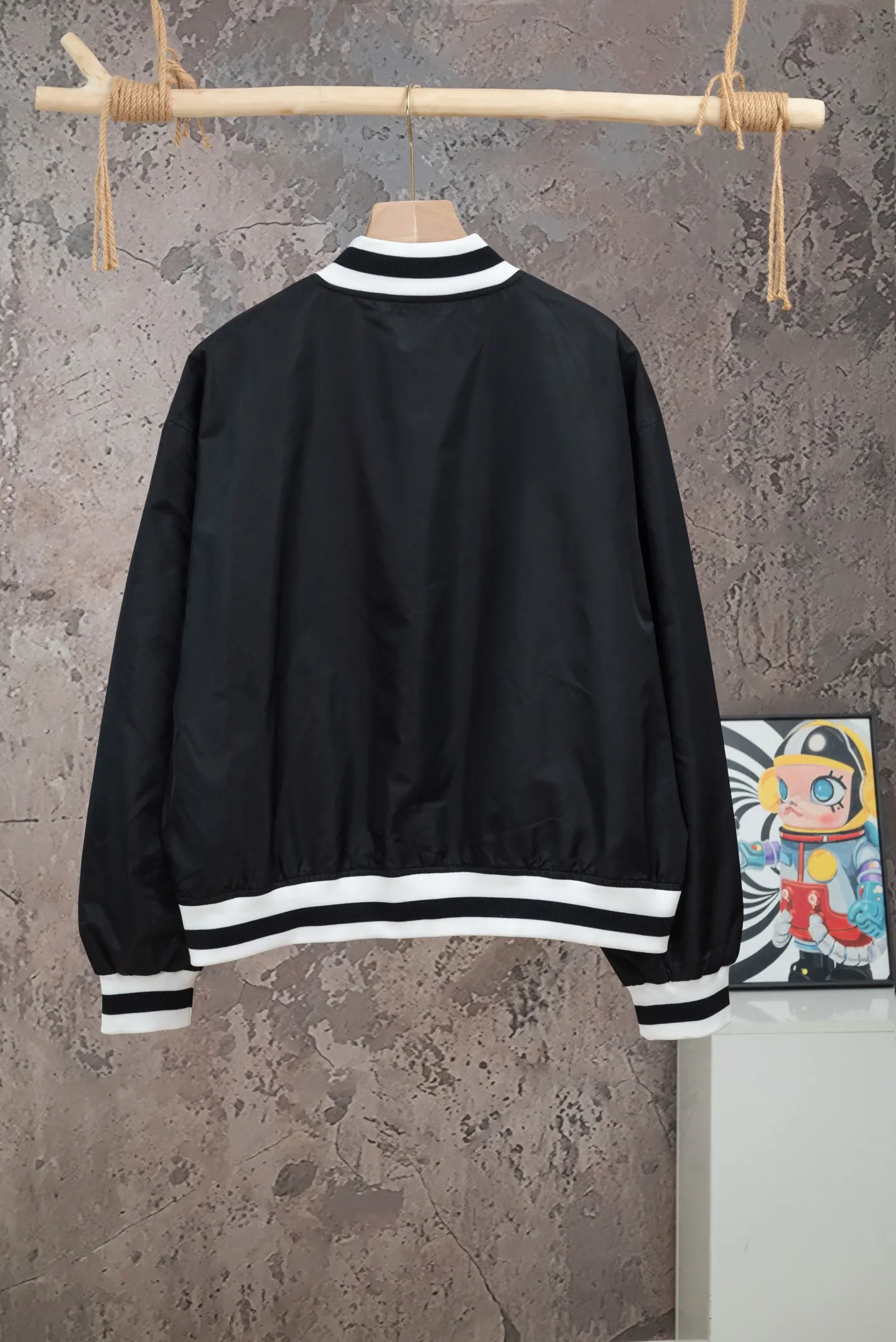 Embroidered Nylon Bomber Flight Jacket D22019792 — view 2