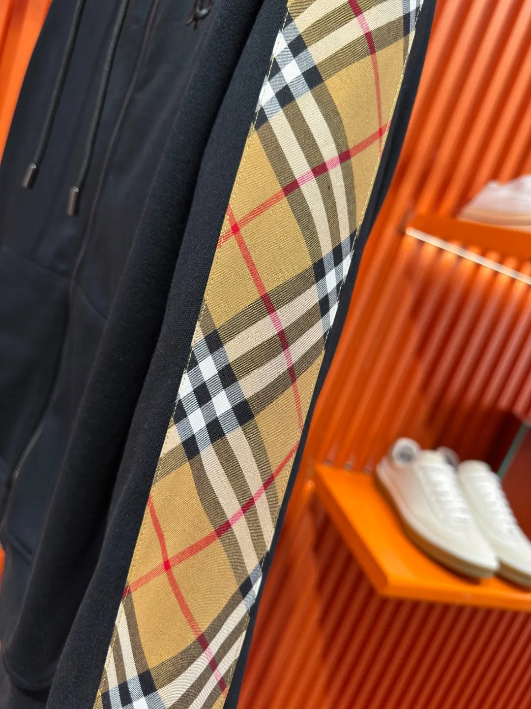 Vintage Check Panel Cotton Blend Zip Hoodie D23519721 — view 7