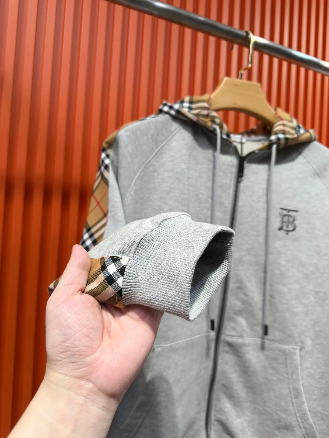 Vintage Check Panel Zip-Up Hoodie D23519722 — view 5