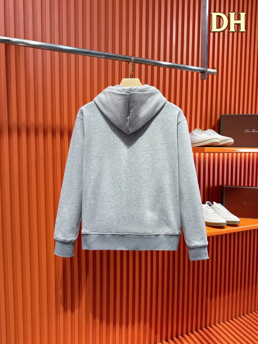 Anagram Logo Embroidered Zip-Up Hoodie D24519715 — view 2