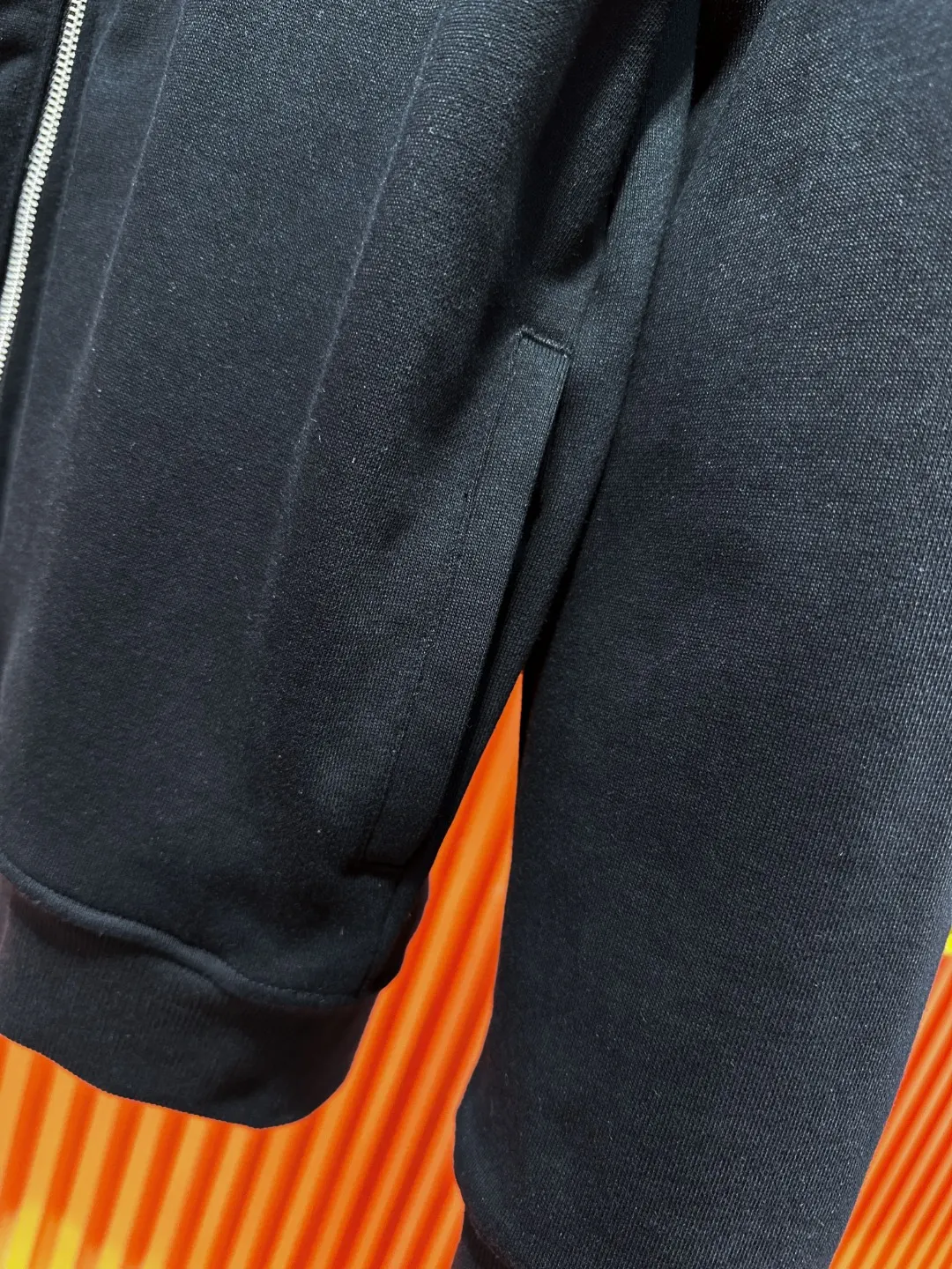 Anagram Logo Embroidered Zip-Up Hoodie D24519716 — view 9