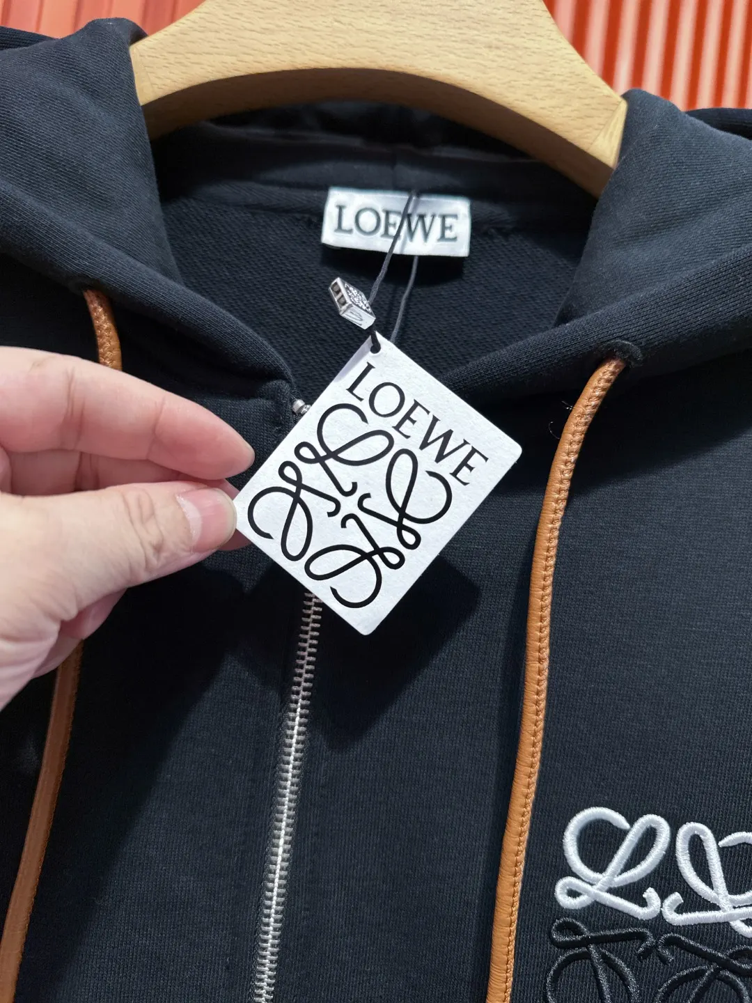 Anagram Logo Embroidered Zip-Up Hoodie D24519716 — view 13