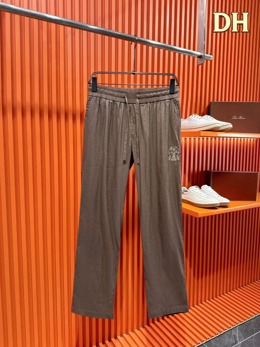 Embroidered Tencel-Linen Shirt and Trousers Set D41019720 — view 5