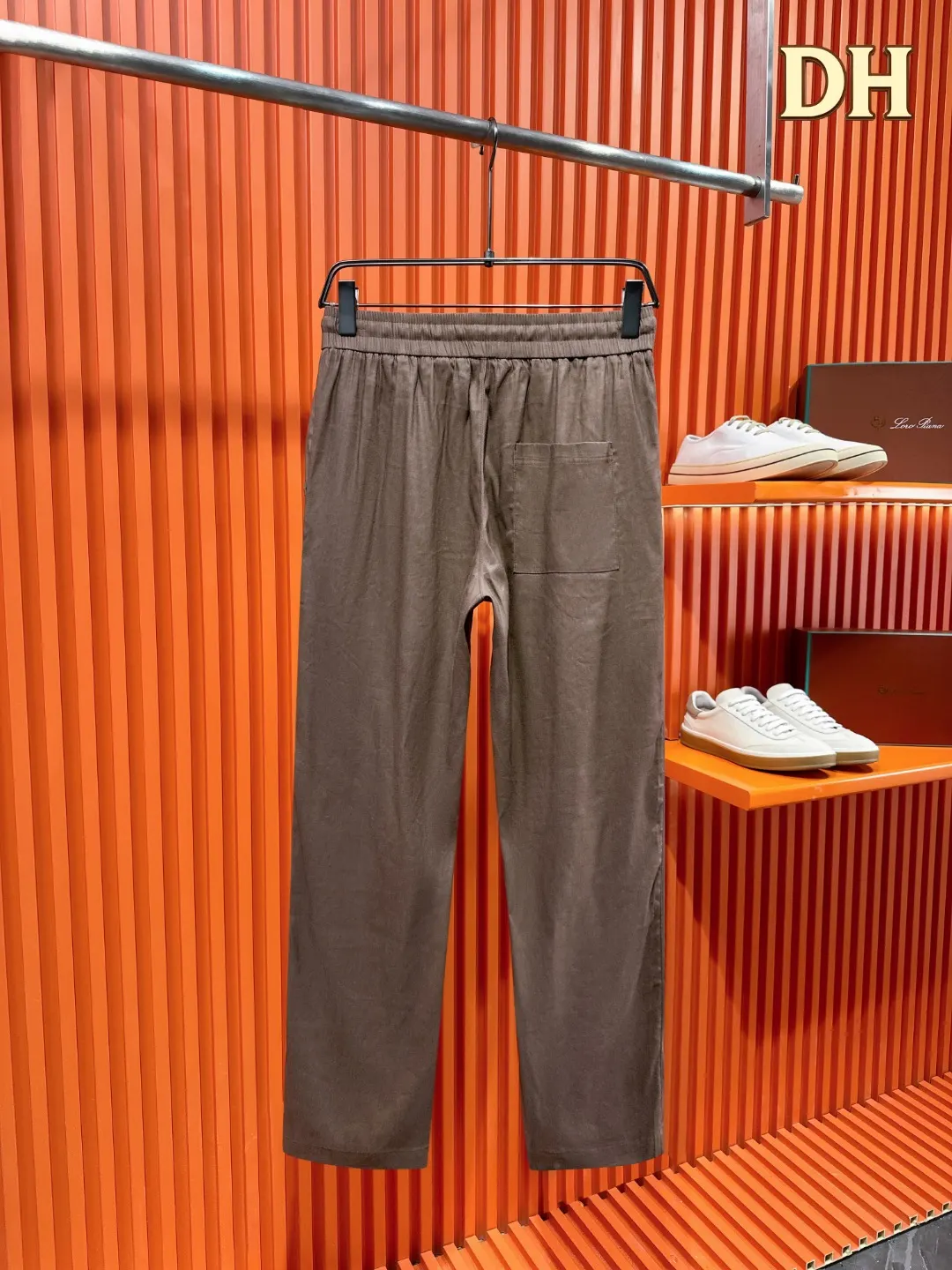 Embroidered Tencel-Linen Shirt and Trousers Set D41019720 — view 6