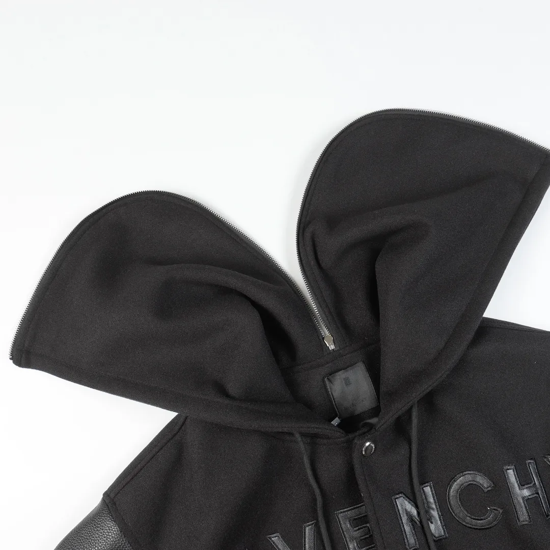 Logo Patch Hooded Varsity Jacket D27022181 — view 2
