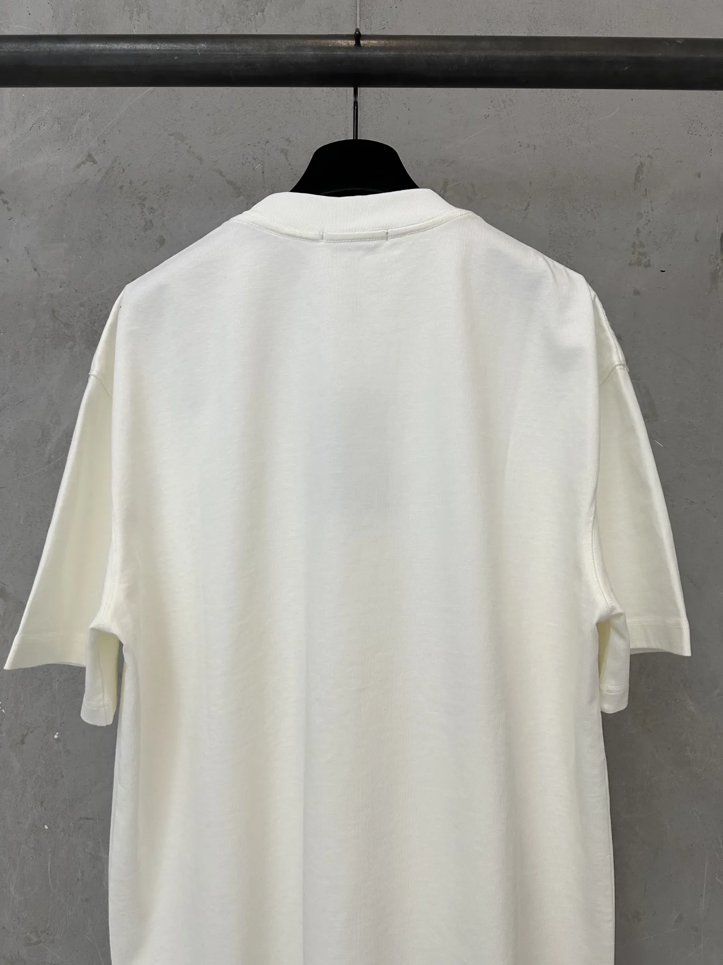 Logo-Patch Heavyweight Cotton T-Shirt D17011559 — view 5