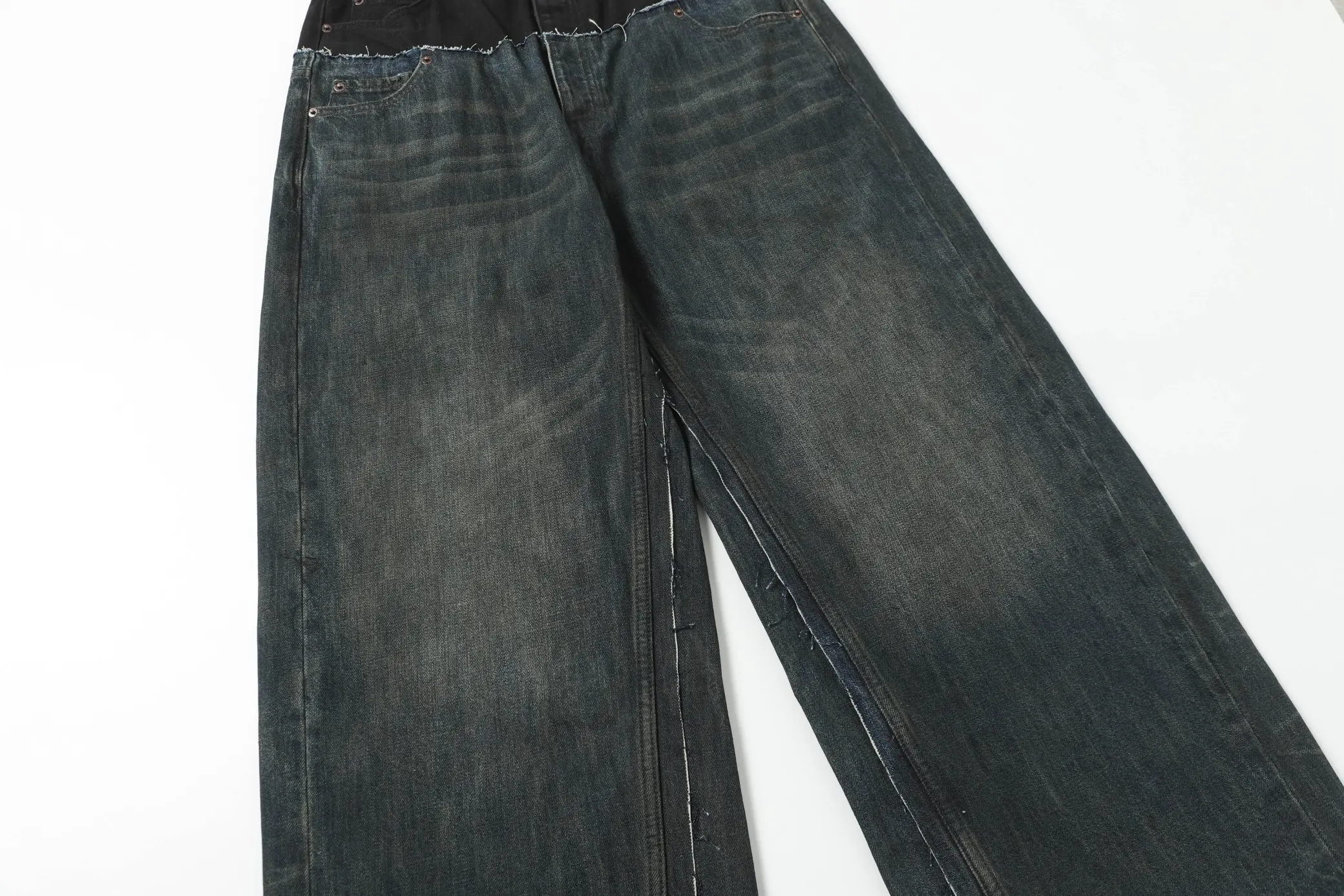 Wide-Leg Panelled Distressed Jeans D24020556 — view 22