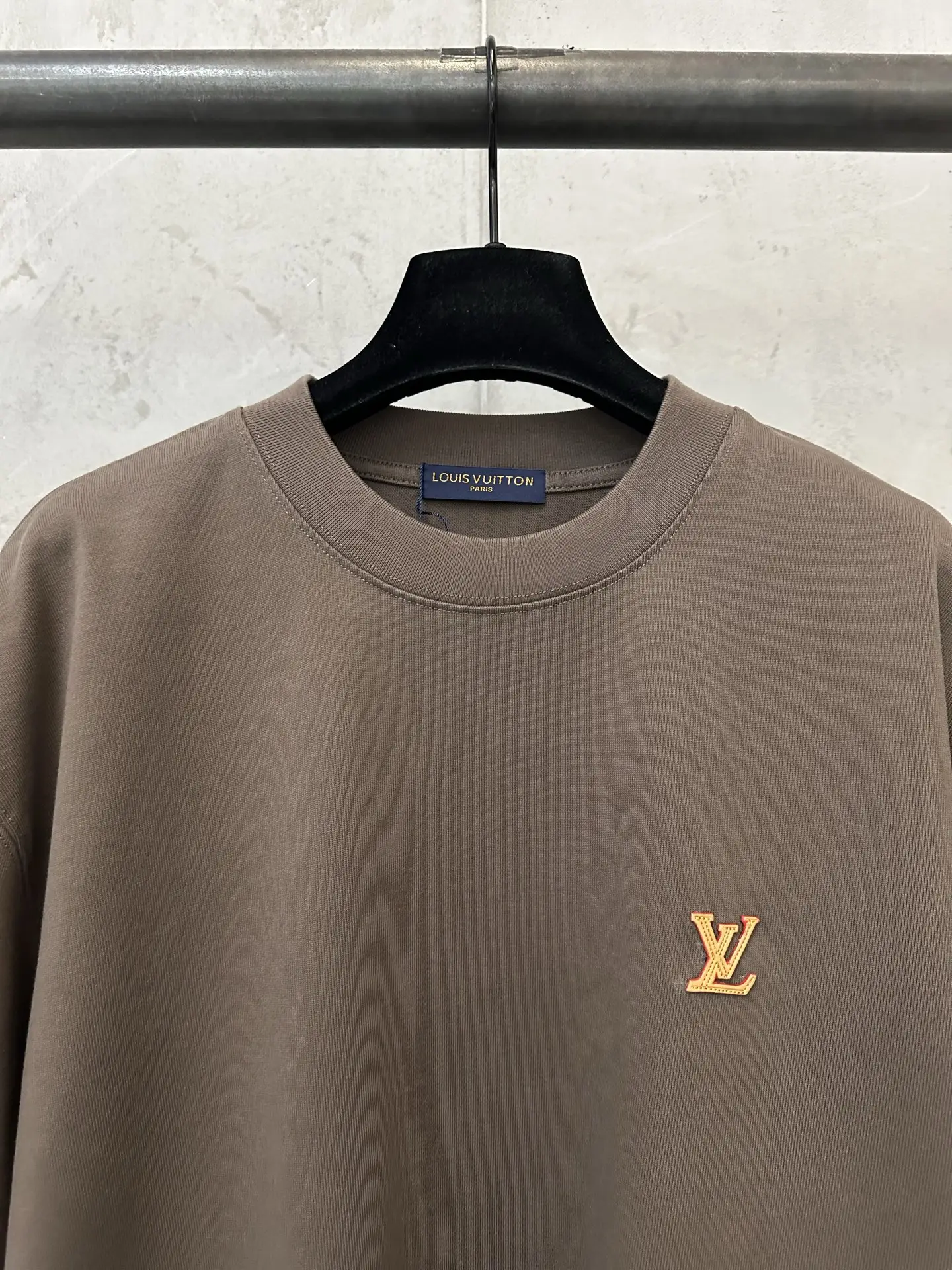 Logo Patch Heavyweight Cotton T-Shirt D21022239 — view 5