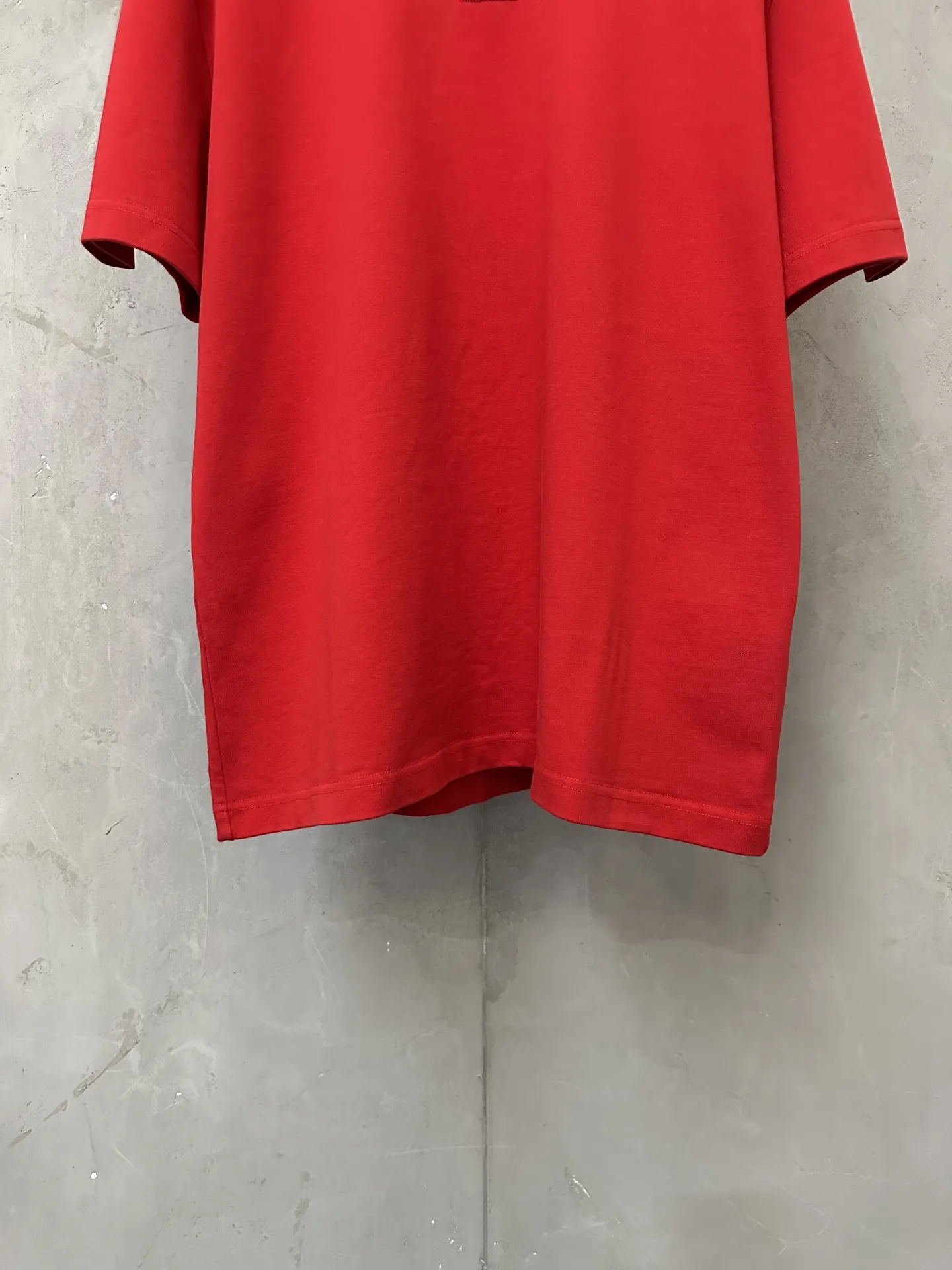 Embossed Logo Heavyweight Cotton T-Shirt D21020487 — view 4