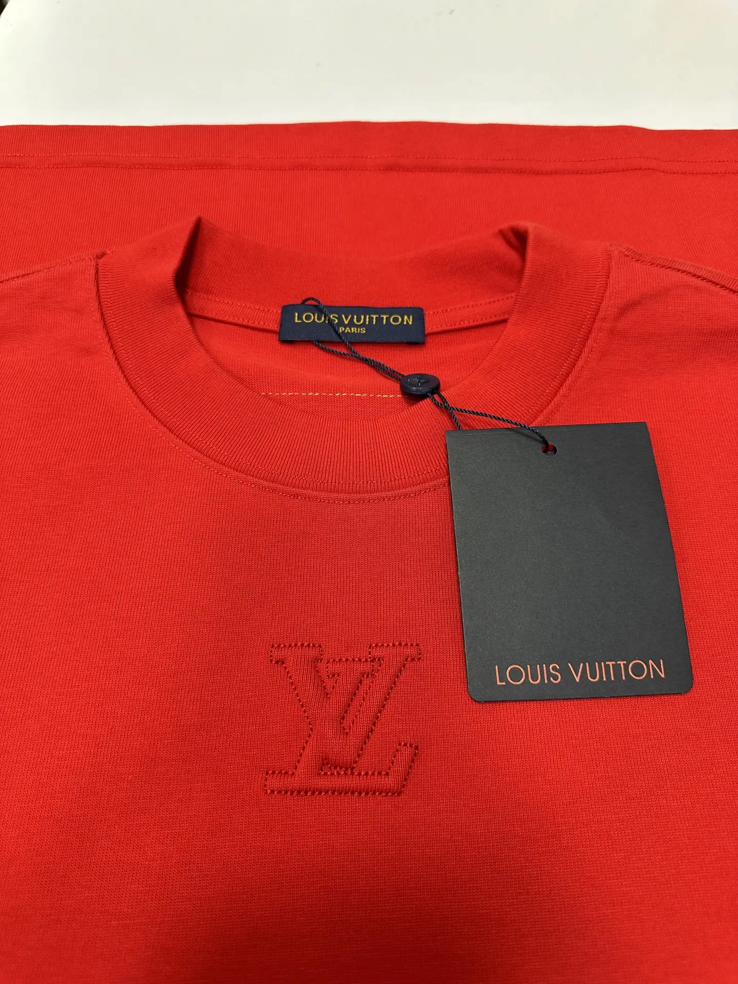 Embossed Logo Heavyweight Cotton T-Shirt D21020487 — view 6