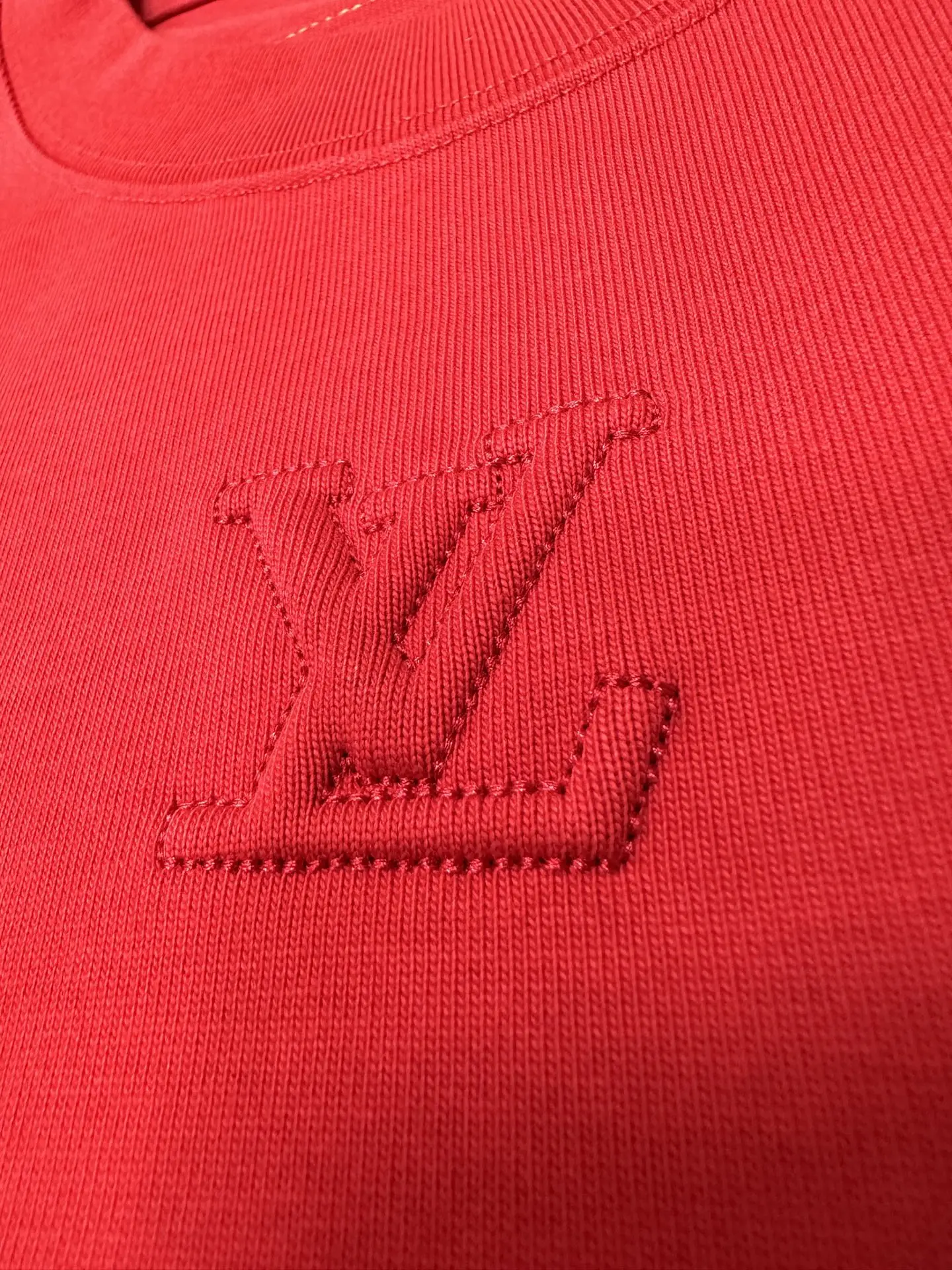 Embossed Logo Heavyweight Cotton T-Shirt D21020487 — view 7