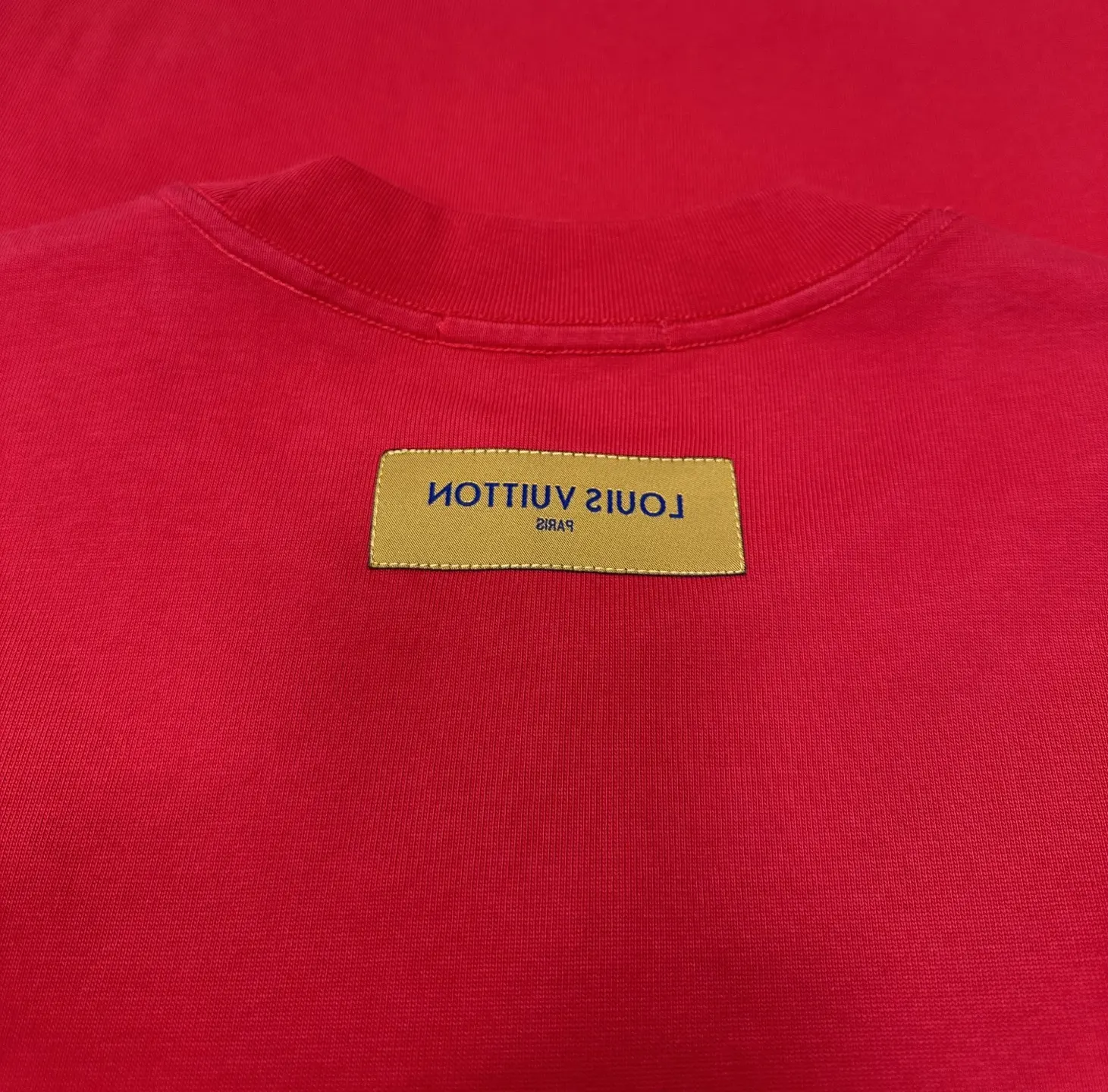 Embossed Logo Heavyweight Cotton T-Shirt D21020487 — view 8