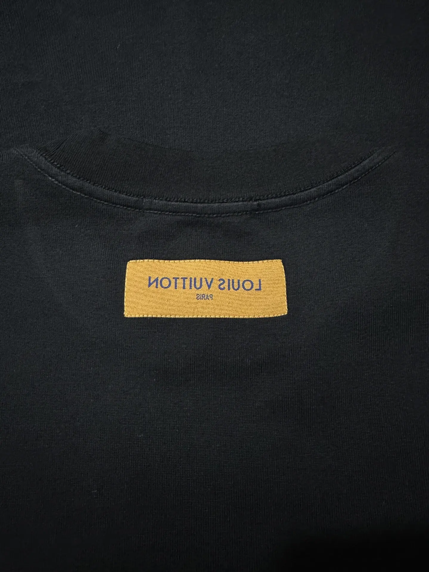 Embossed Logo Heavyweight Cotton T-Shirt D21020484 — view 7