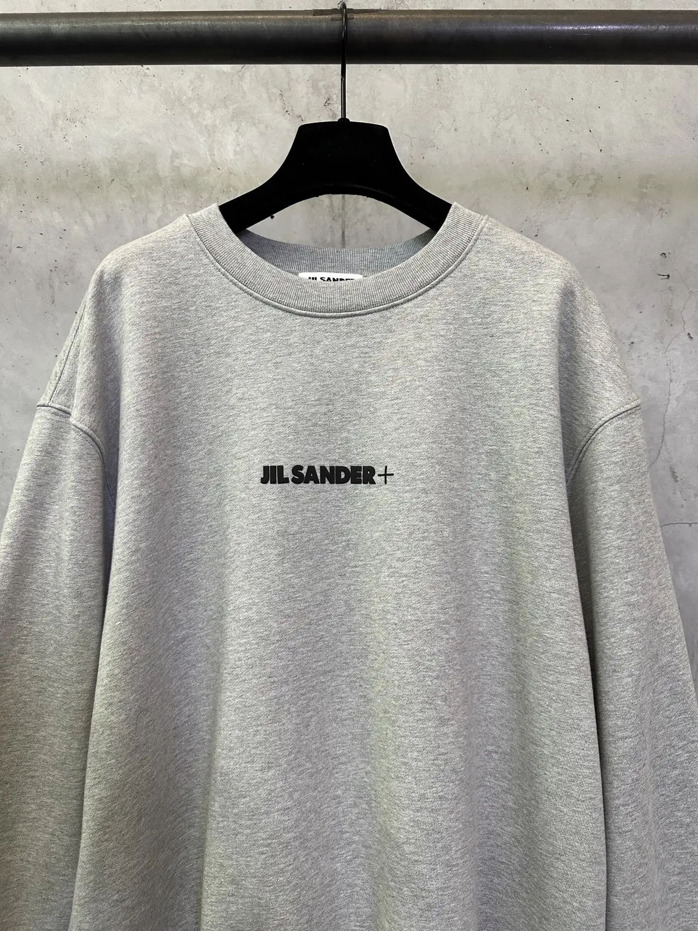 Logo-Print Heavyweight Cotton Sweatshirt D24011502 — view 3