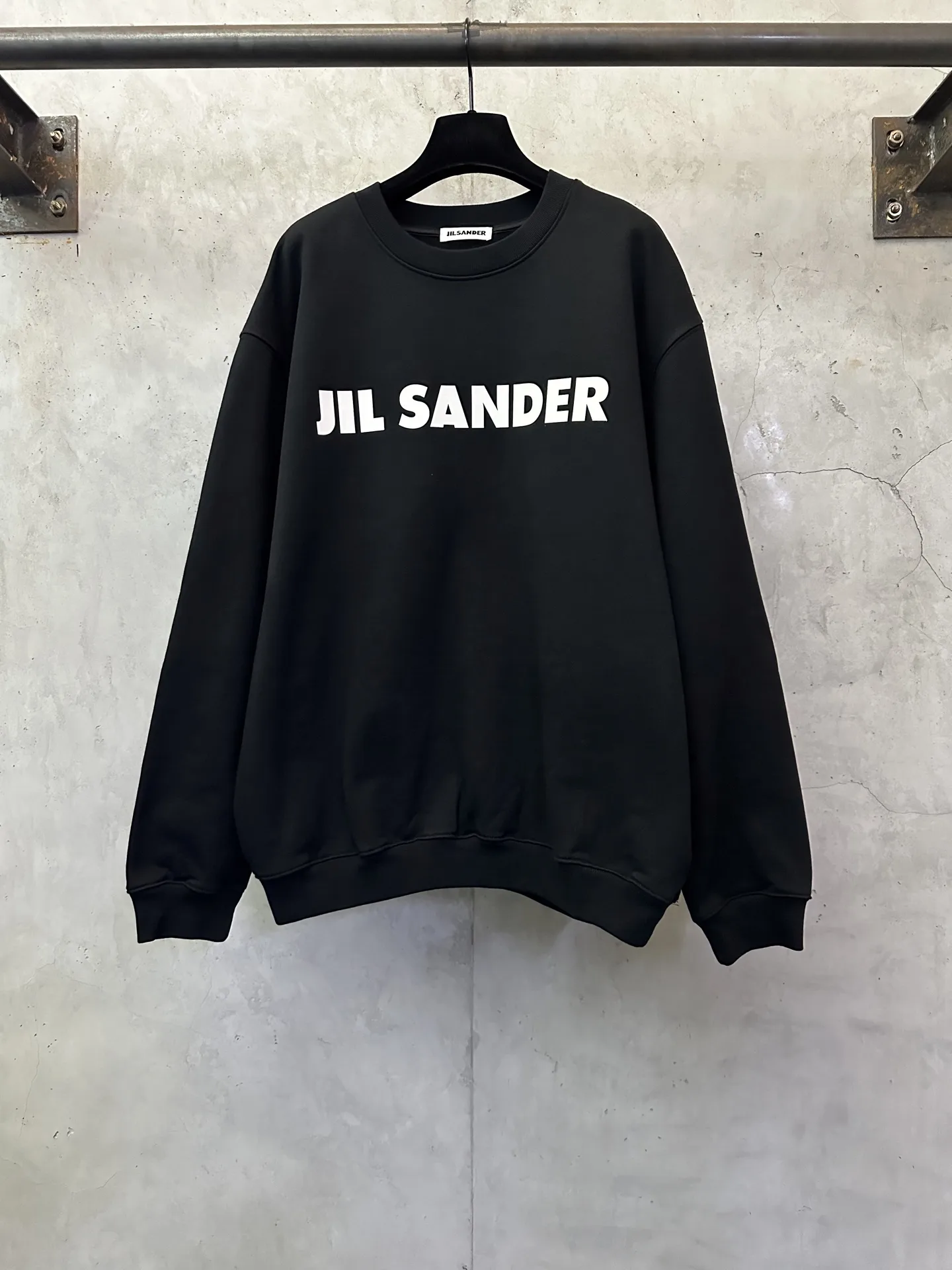 Logo-Print Heavyweight Cotton Sweatshirt D25023107