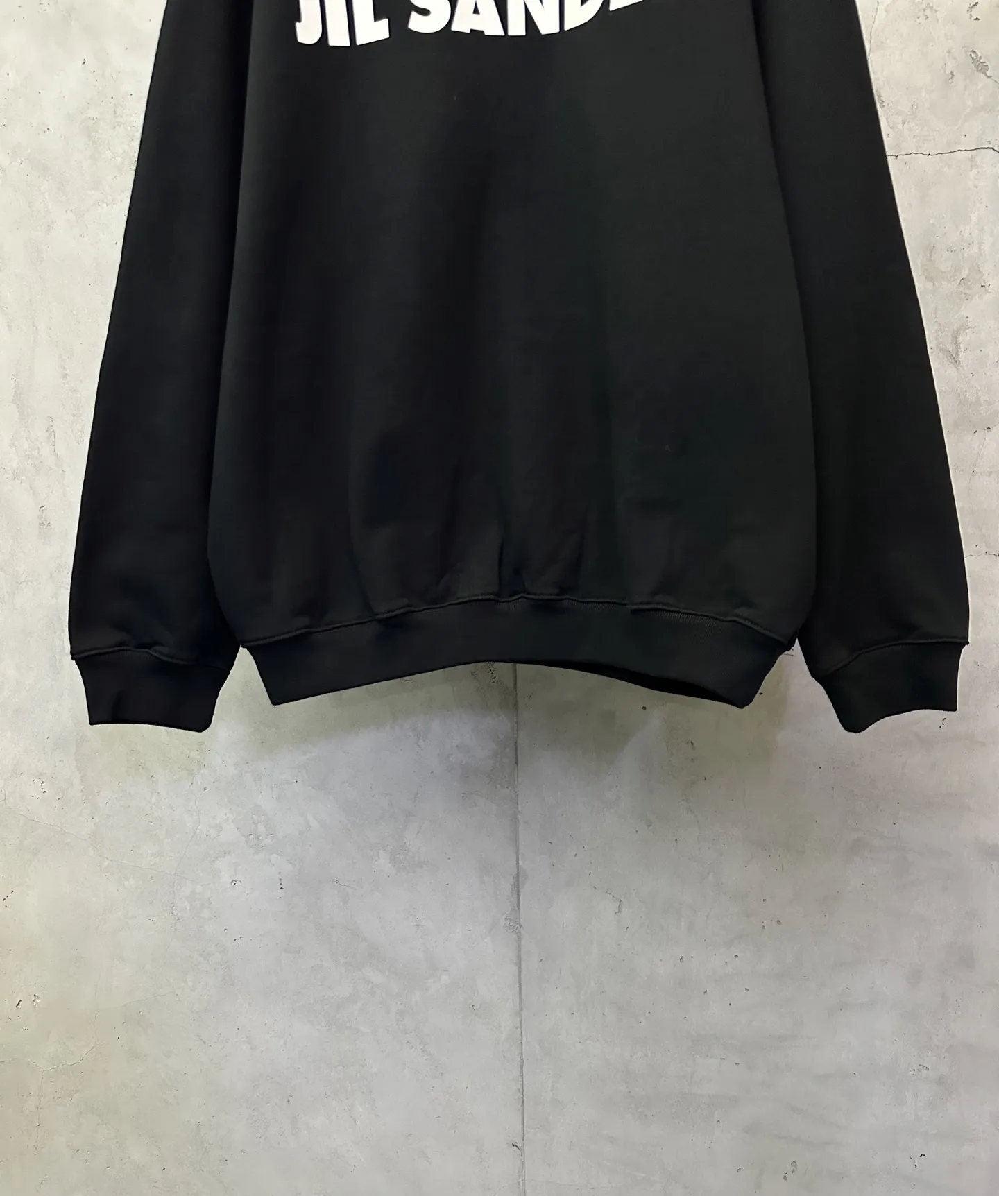 Logo-Print Heavyweight Cotton Sweatshirt D25023107 — view 4