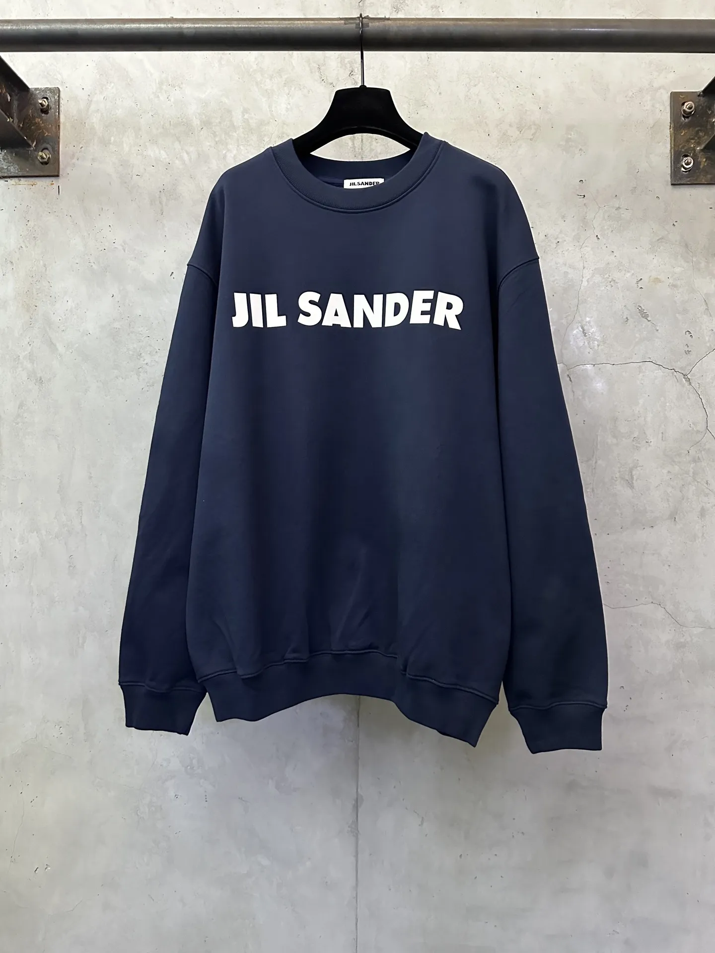 Logo Print Heavyweight Cotton Sweatshirt D25023103
