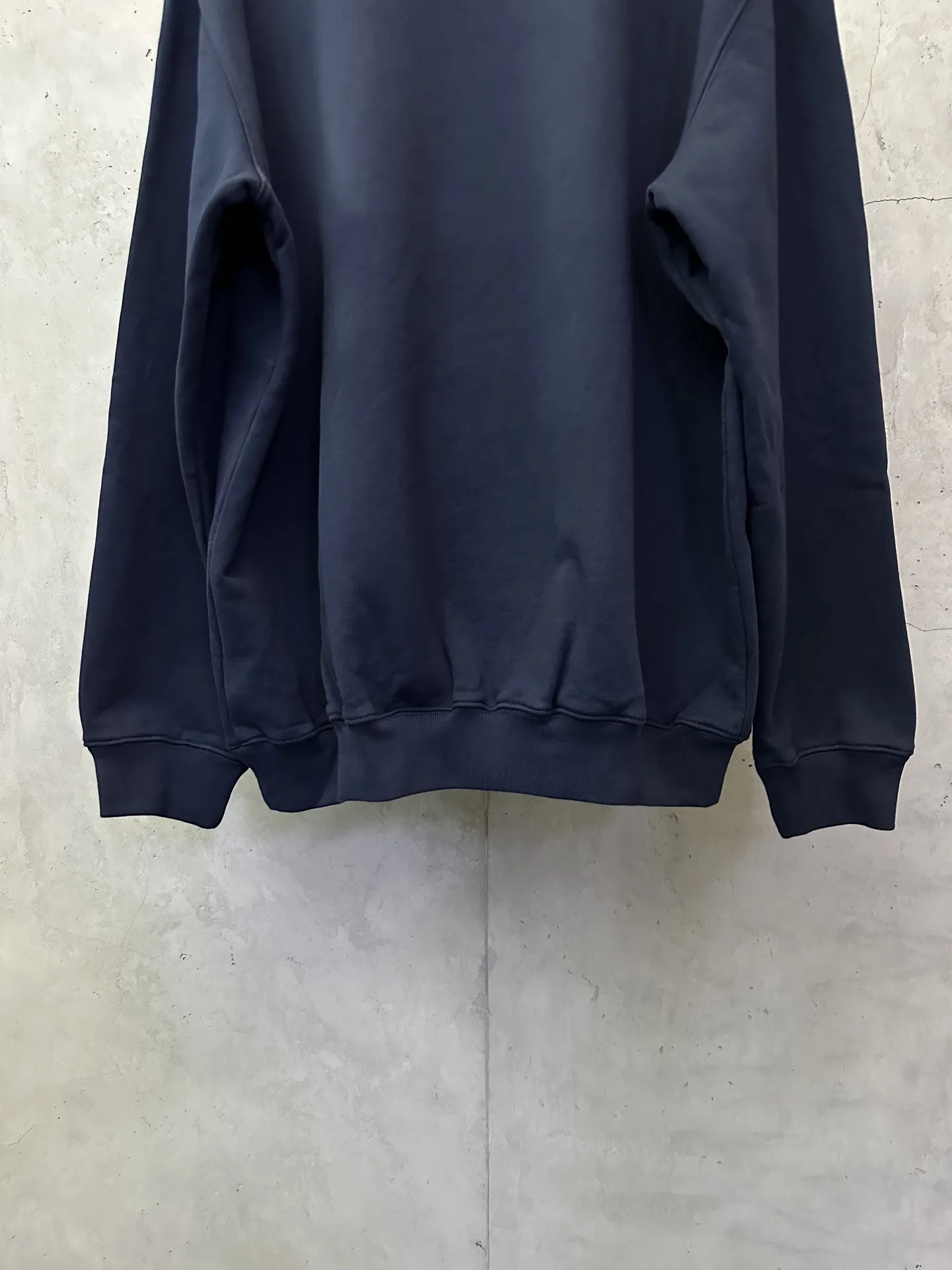 Logo Print Heavyweight Cotton Sweatshirt D25023103 — view 6