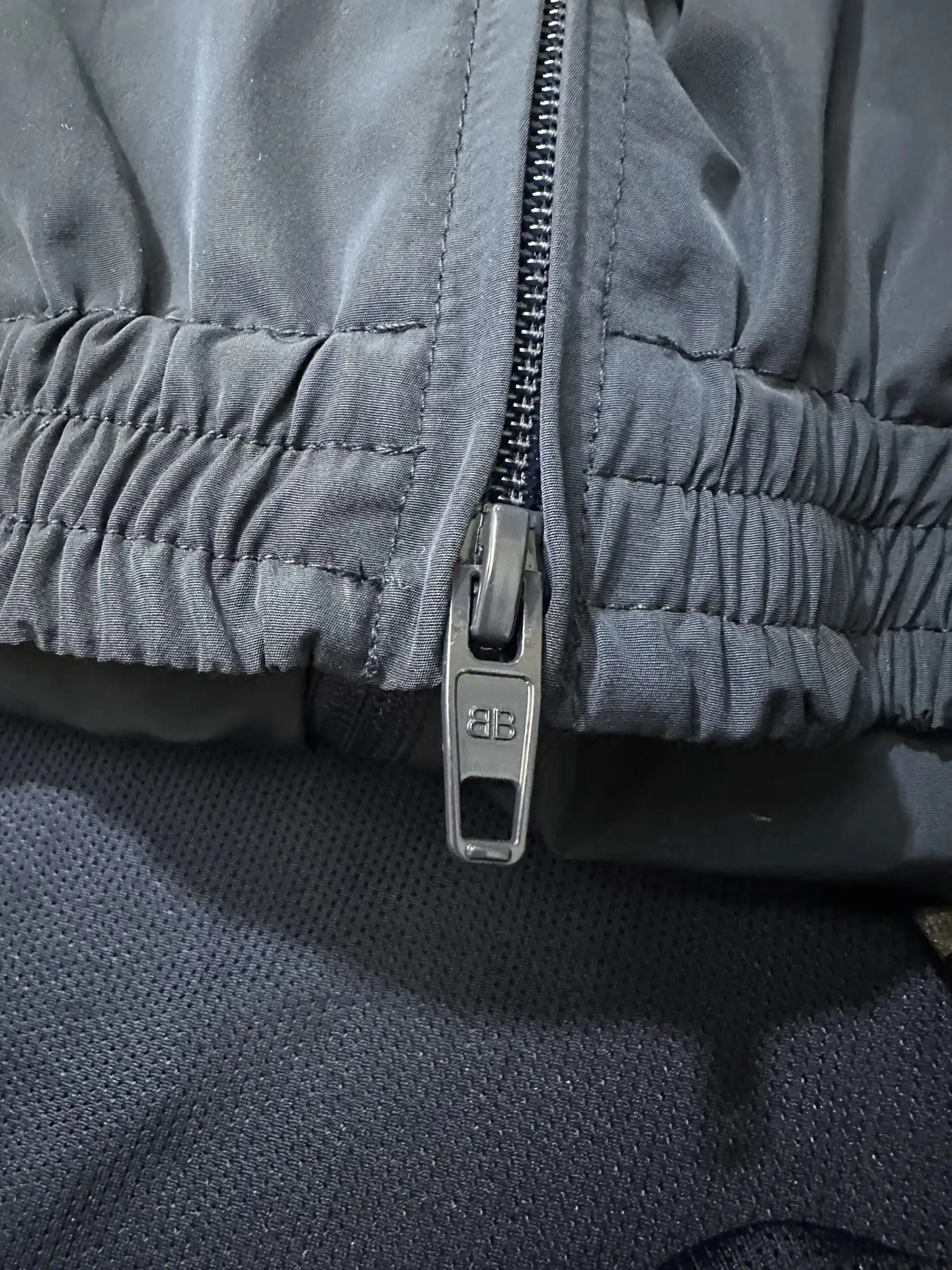 Logo-Print Reflective Nylon Track Jacket D33022212 — view 9