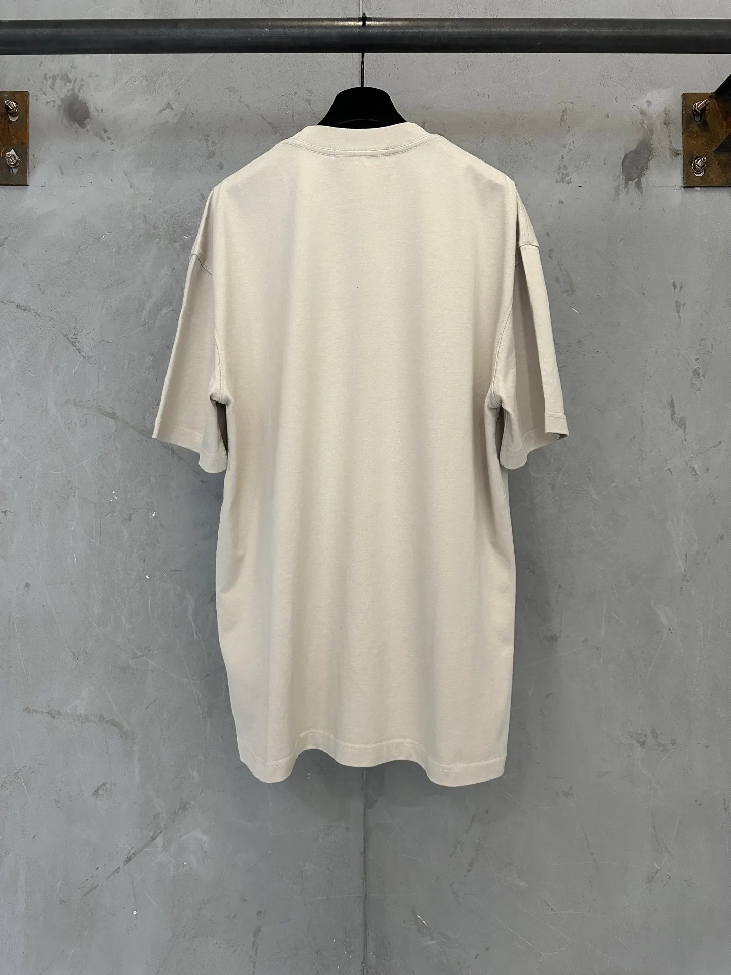 Logo Script Heavyweight Cotton T-Shirt D22011897 — view 2