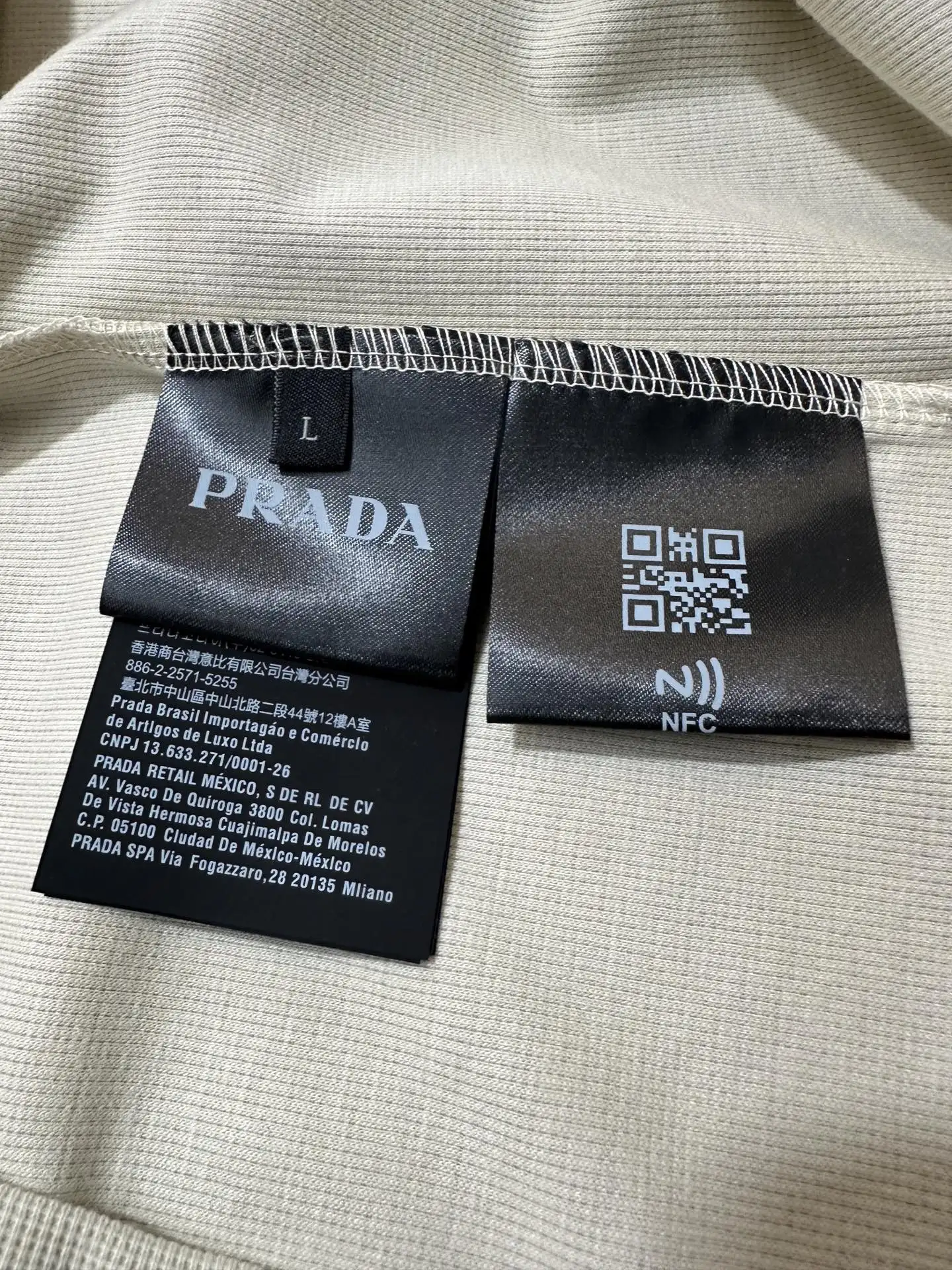 Logo-Plaque Waffle-Knit Cotton T-Shirt D16011355 — view 9