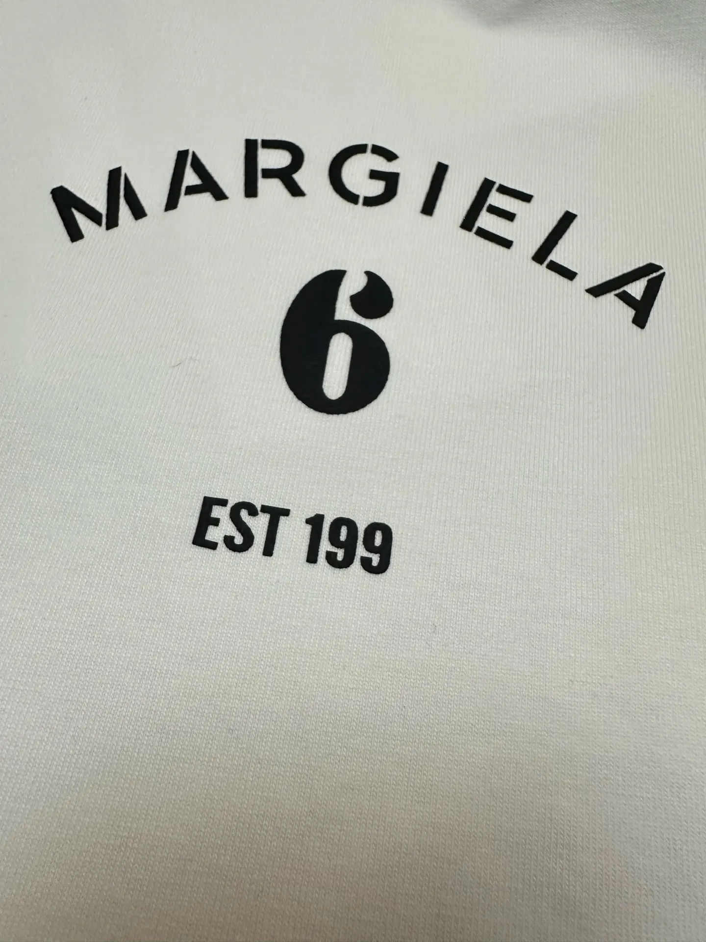MM6 Logo Print Sleeveless T-Shirt D16011184 — view 7