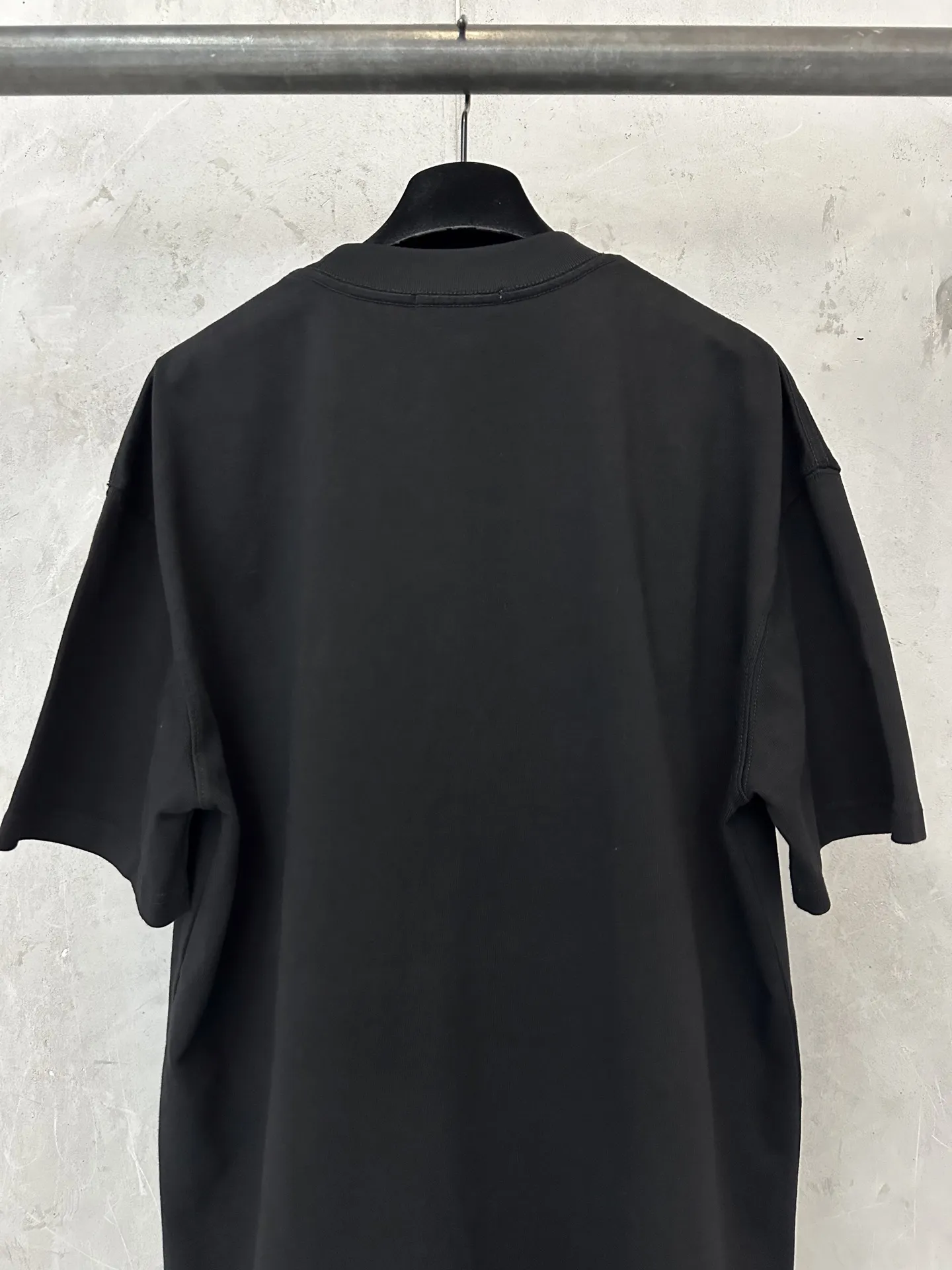 Logo-Patch Heavyweight Cotton T-Shirt D17011560 — view 5
