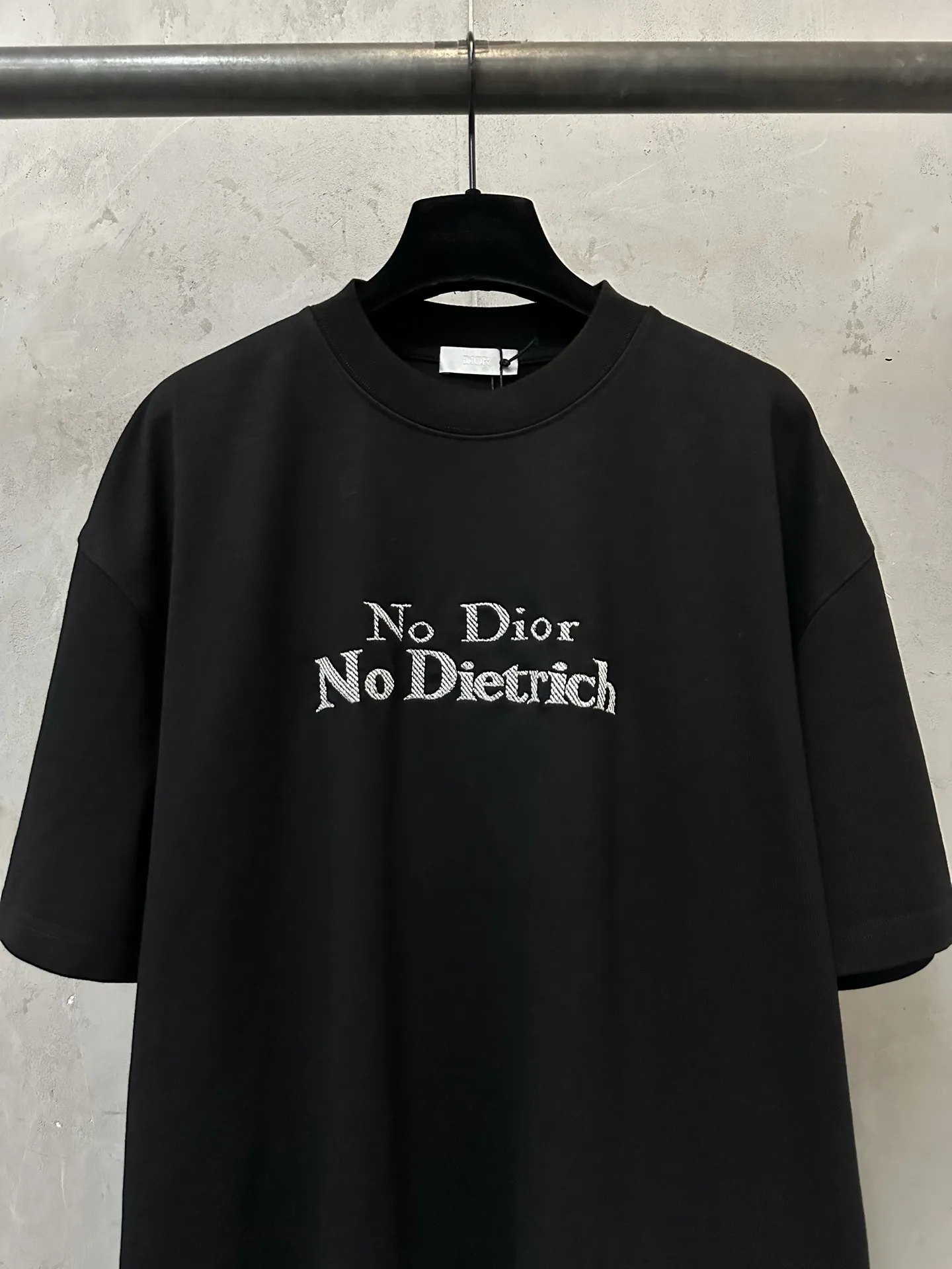 Embroidered Heavyweight Cotton T-Shirt D19511189 — view 3