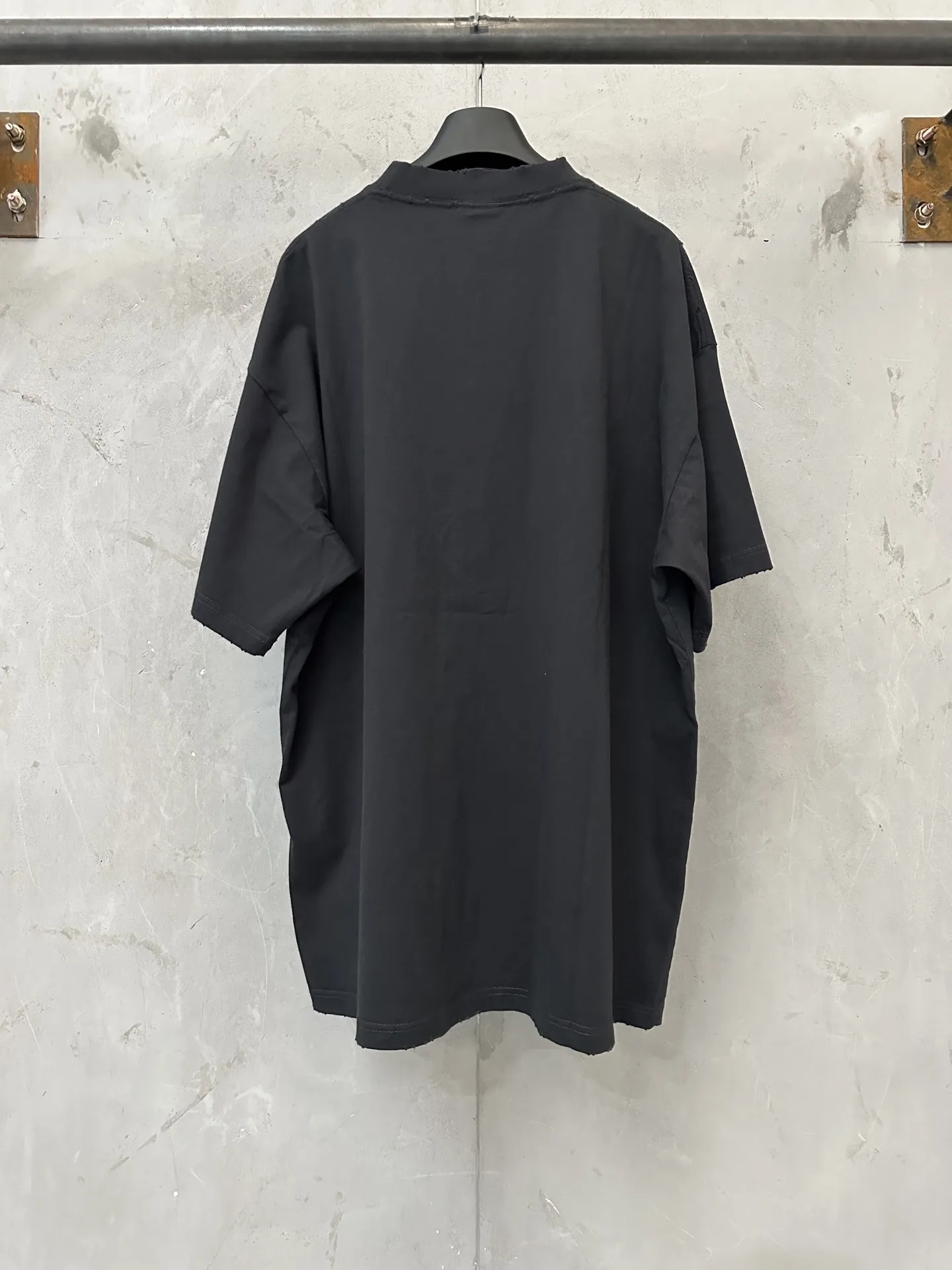 Unity Logo Distressed Cotton T-Shirt D20018919 — view 2