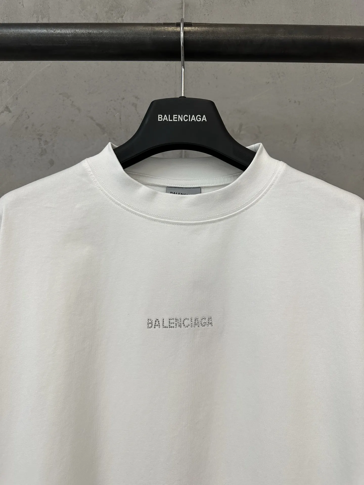 Rhinestone Logo Oversized T-Shirt D20018893 — view 5