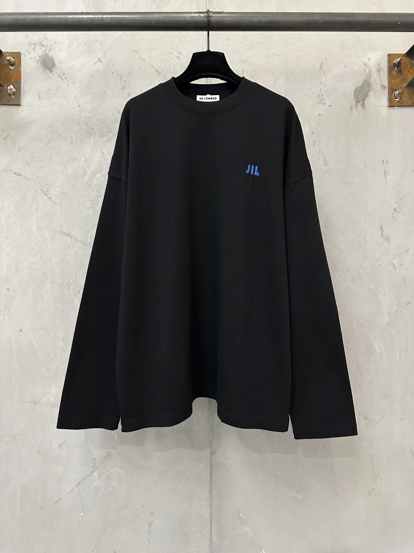 Logo Embroidered Long-Sleeve Cotton T-Shirt D20023729