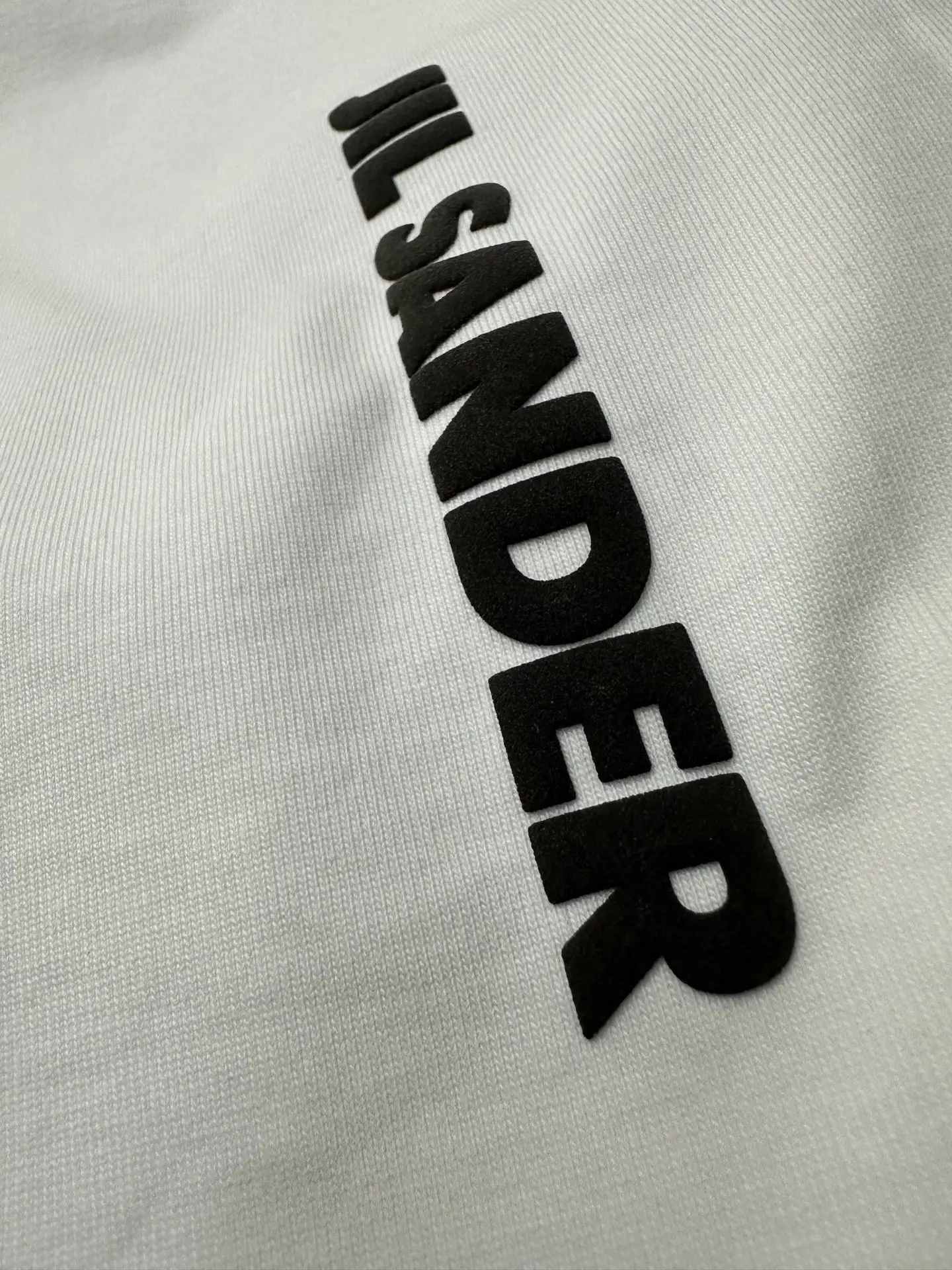 Logo Print Heavyweight Cotton Long-Sleeve T-Shirt D20023738 — view 7