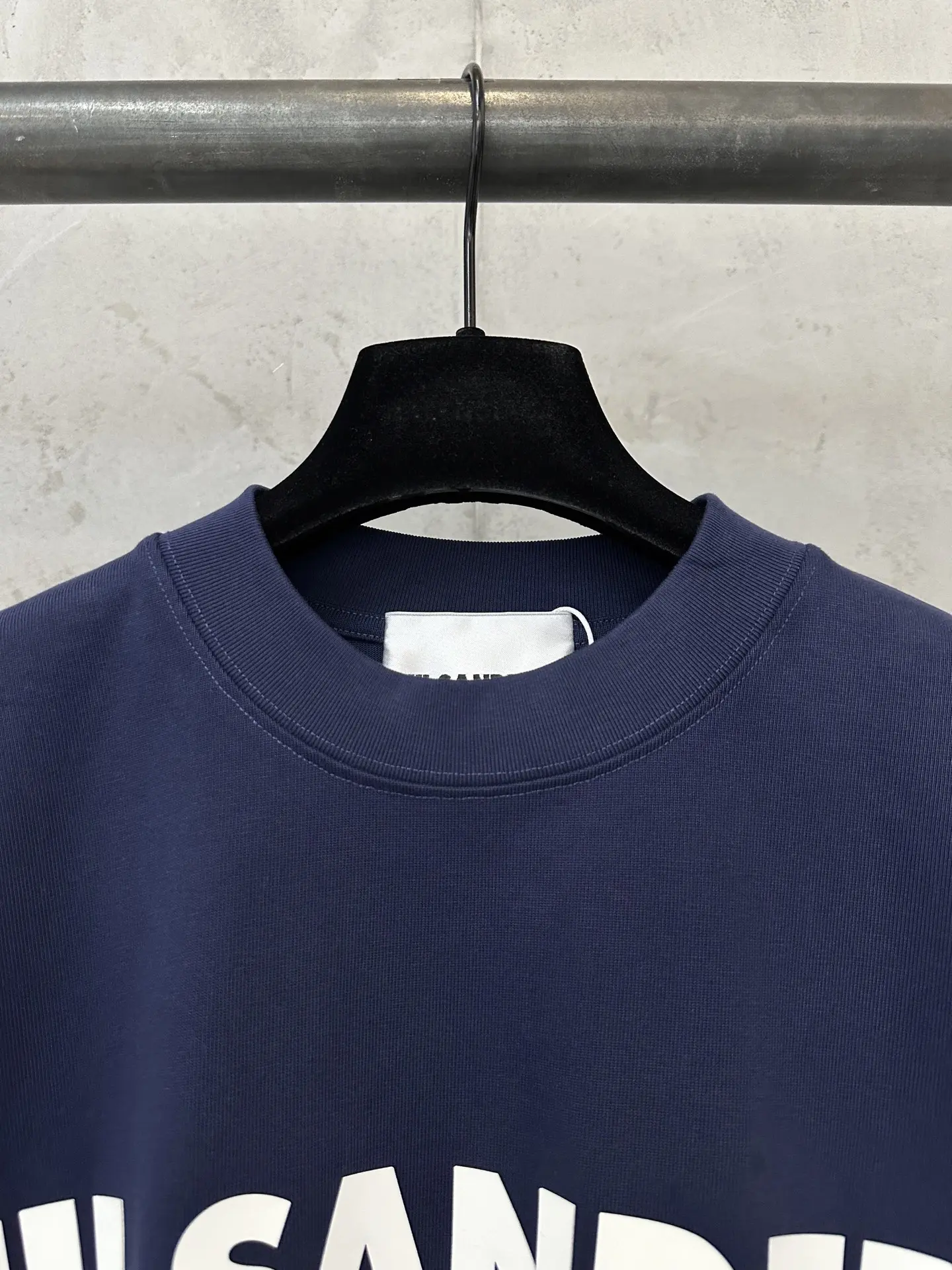 Logo Print Heavyweight Cotton T-Shirt D20011469 — view 5