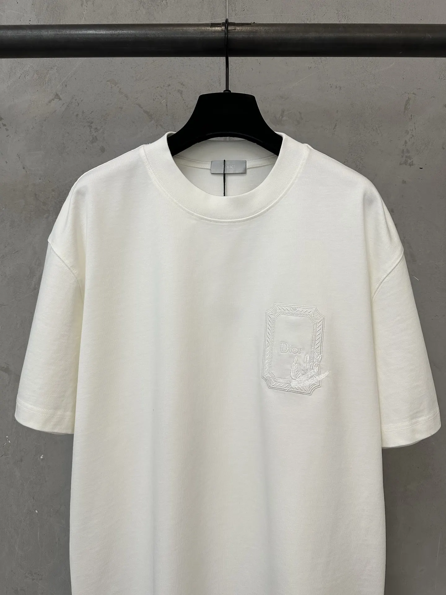 Embroidered Logo Heavyweight Cotton T-Shirt D21020468 — view 3