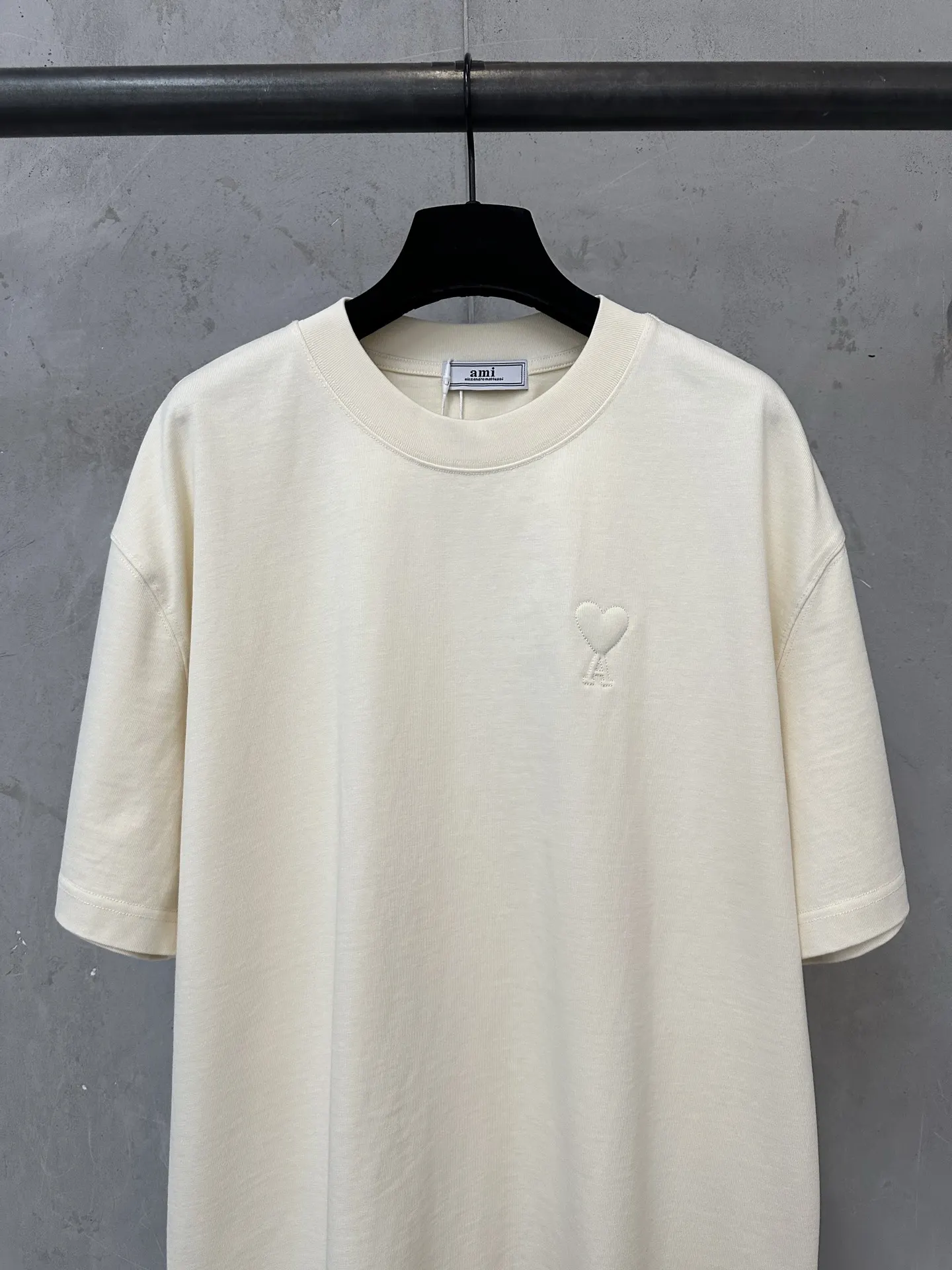Ami de Coeur Embossed Cotton T-Shirt D21022217 — view 3