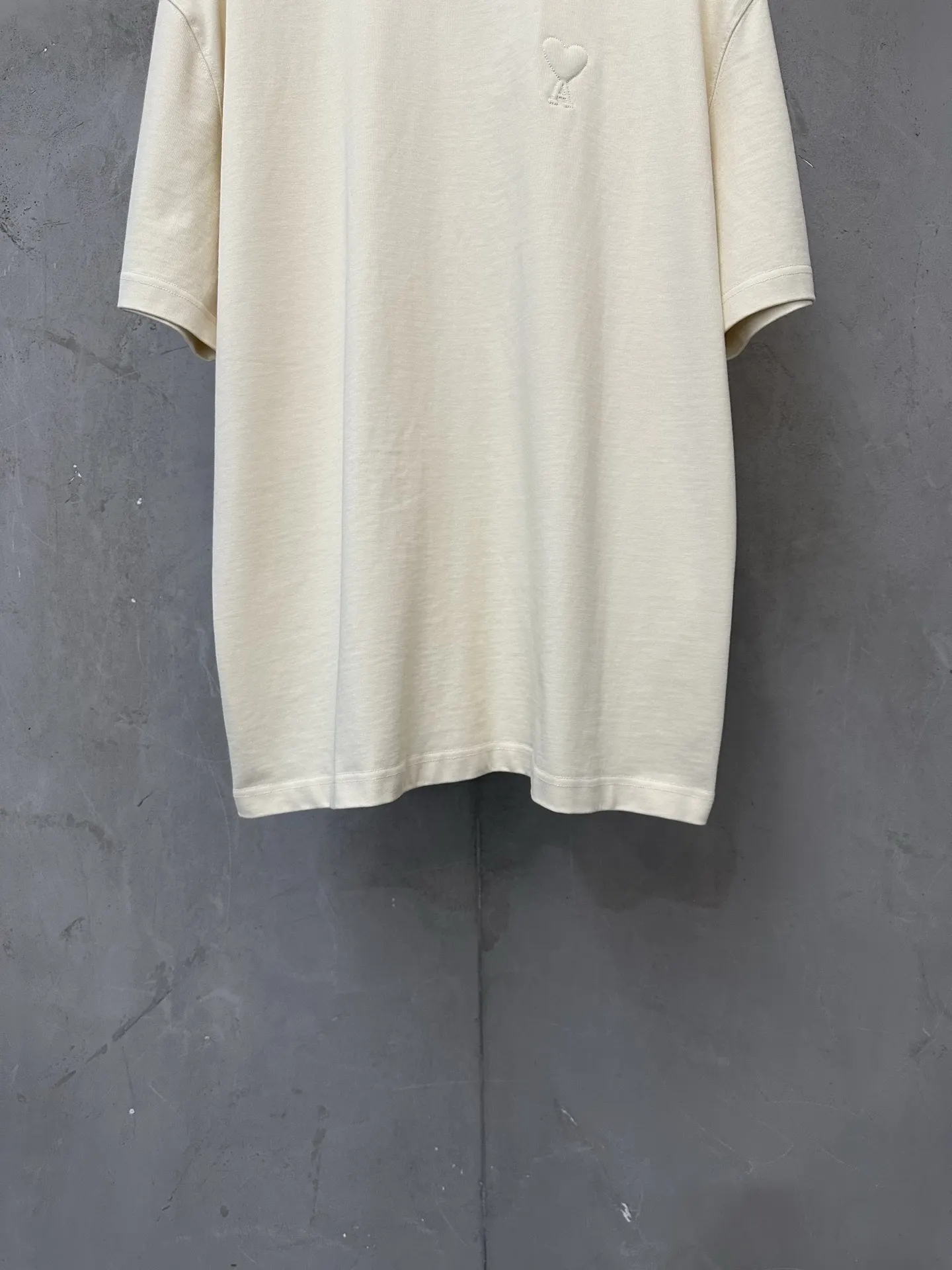 Ami de Coeur Embossed Cotton T-Shirt D21022217 — view 4