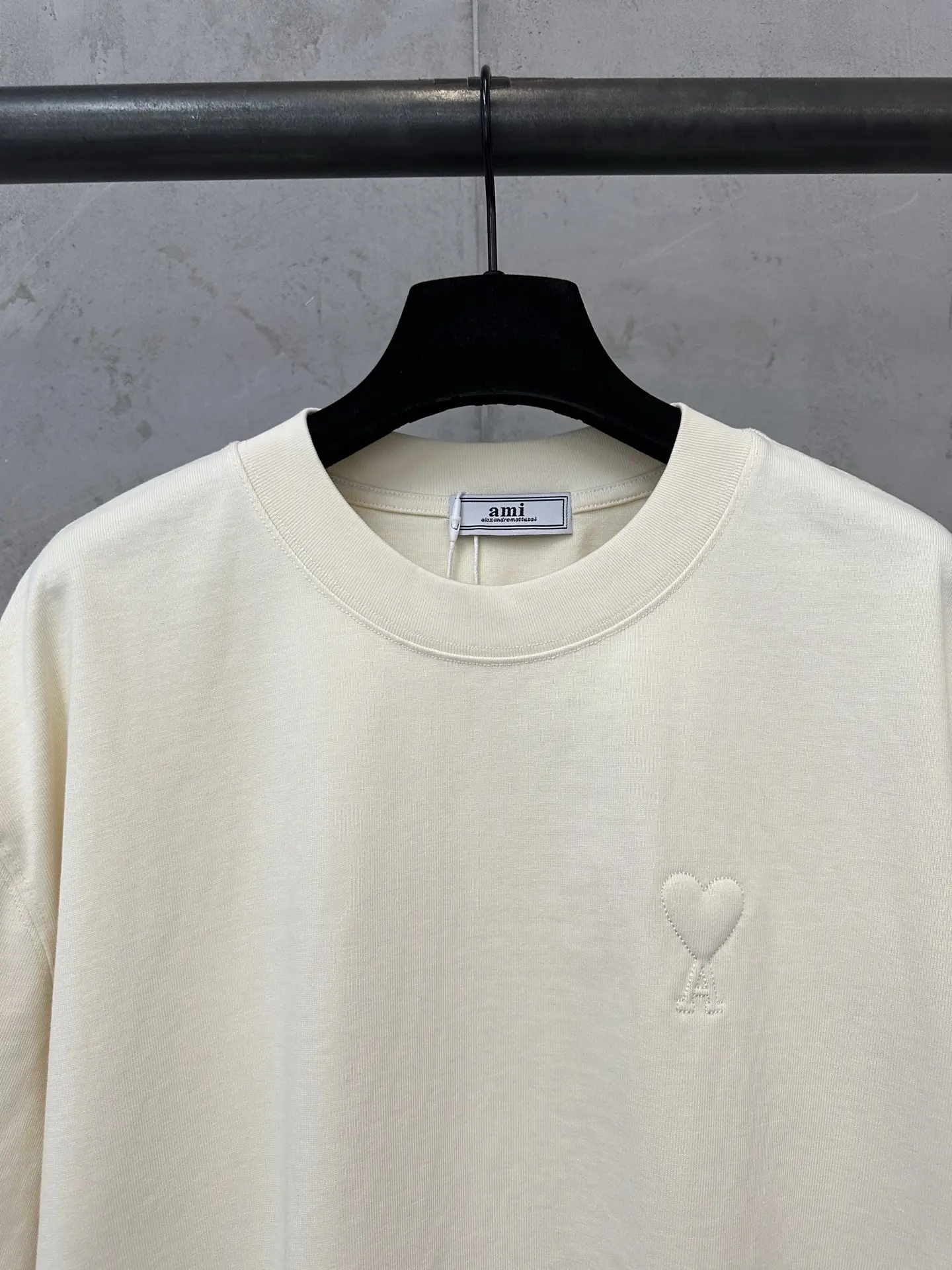 Ami de Coeur Embossed Cotton T-Shirt D21022217 — view 5