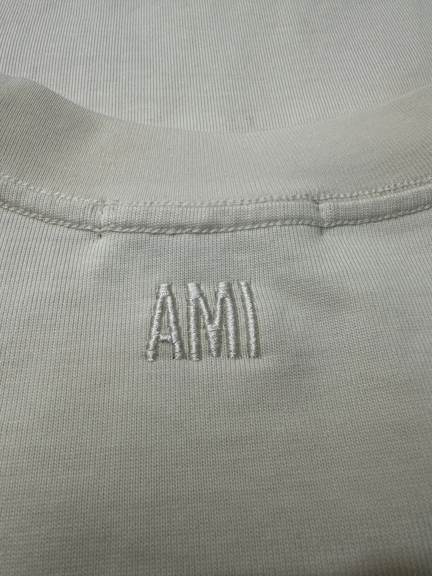 Ami de Coeur Embossed Cotton T-Shirt D21022217 — view 9
