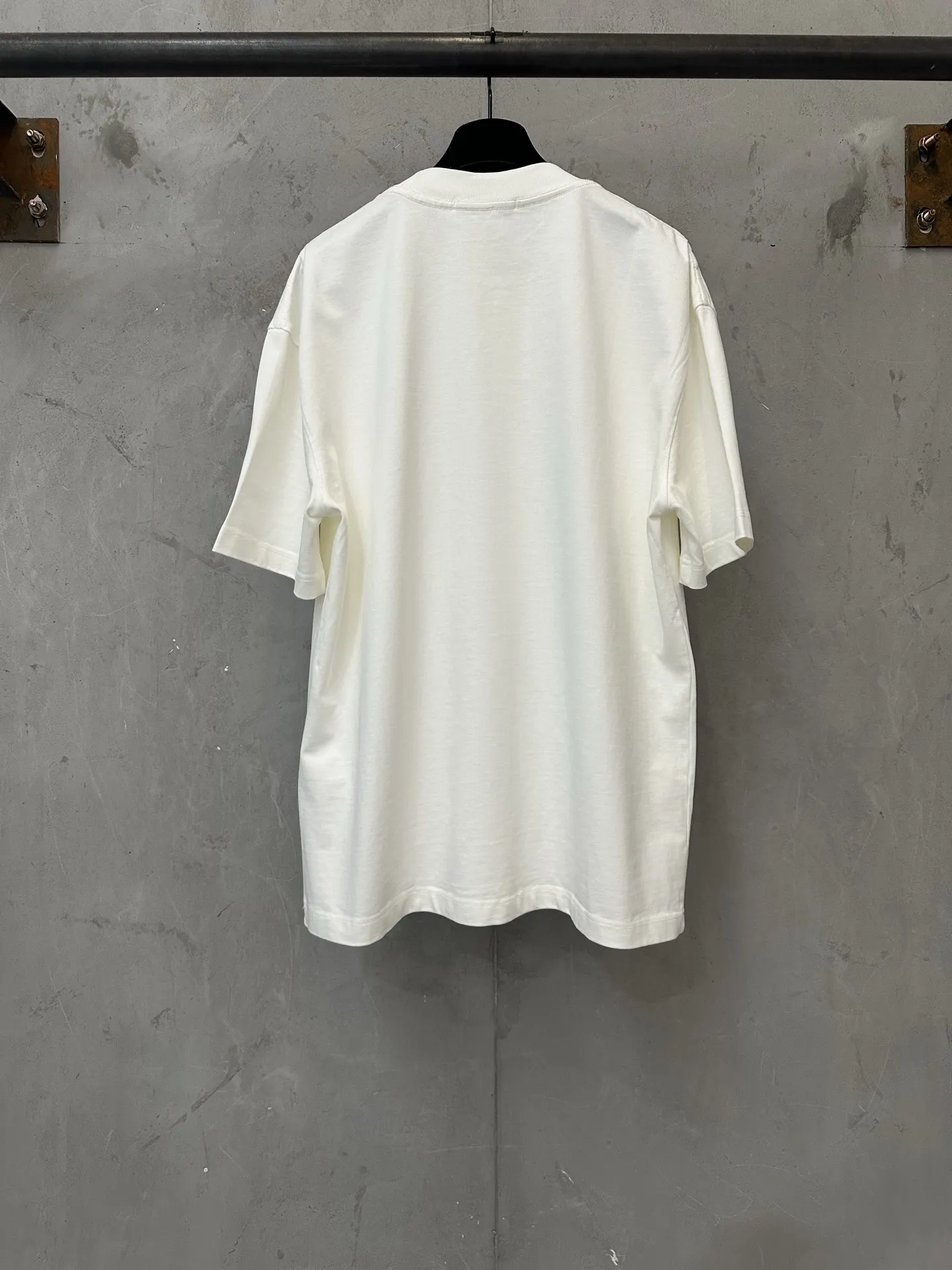 VLogo Embroidered Heavyweight Cotton T-Shirt D21018875 — view 2