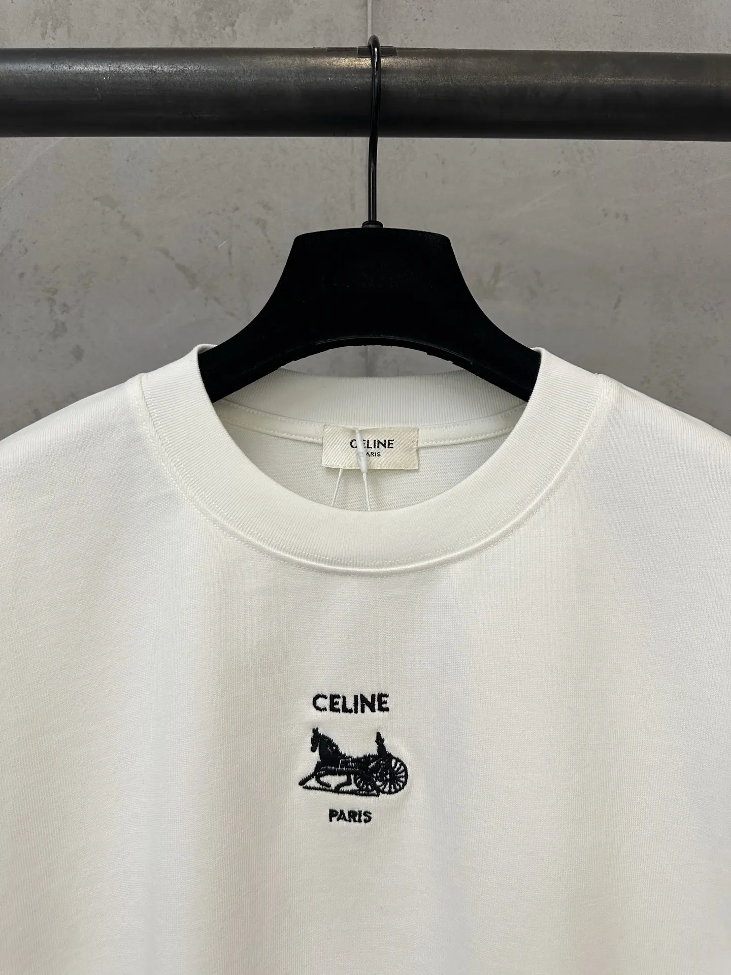 Triomphe Carriage Logo Heavyweight Cotton T-Shirt D21018852 — view 5