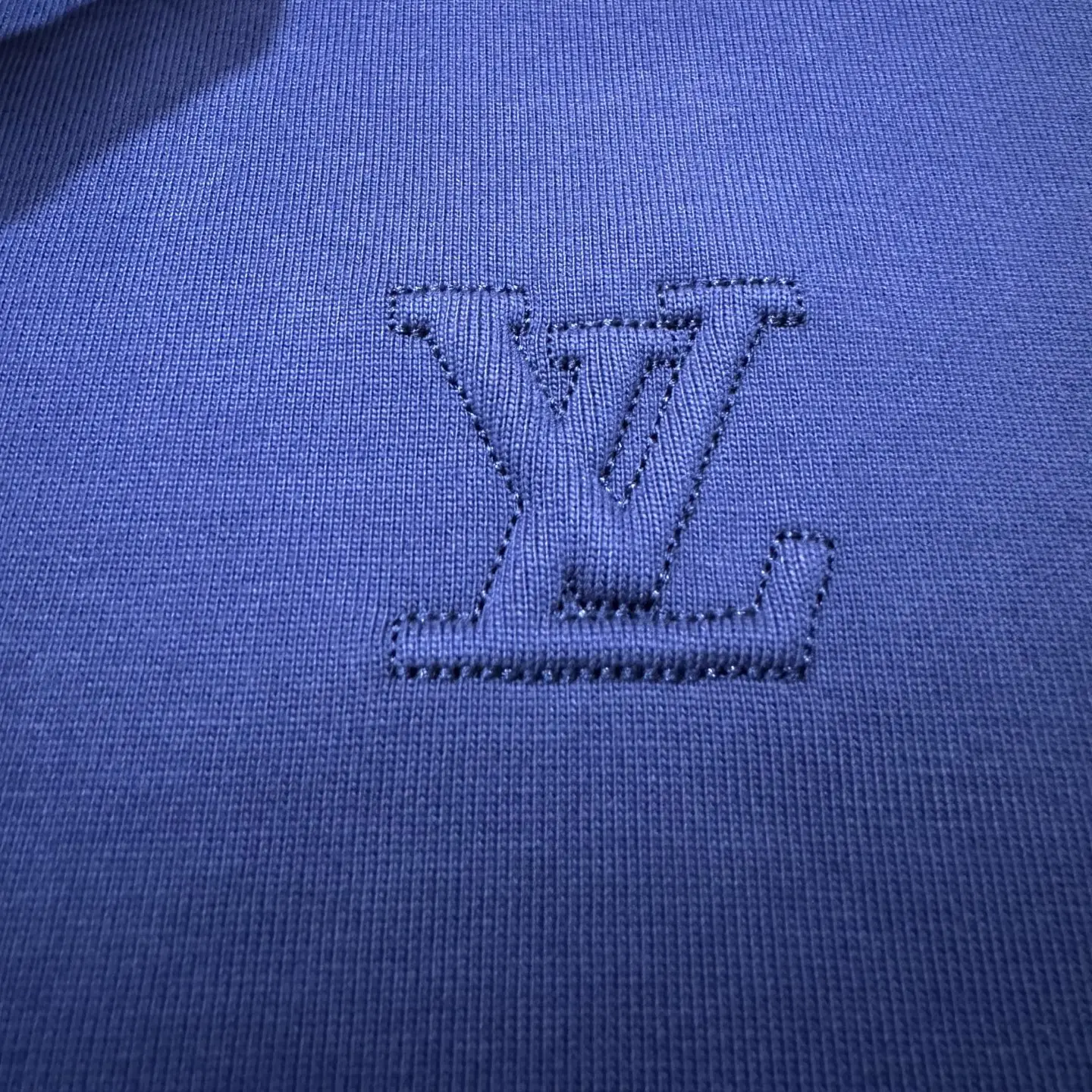 Embossed Logo Heavyweight Cotton T-Shirt D21020488 — view 7