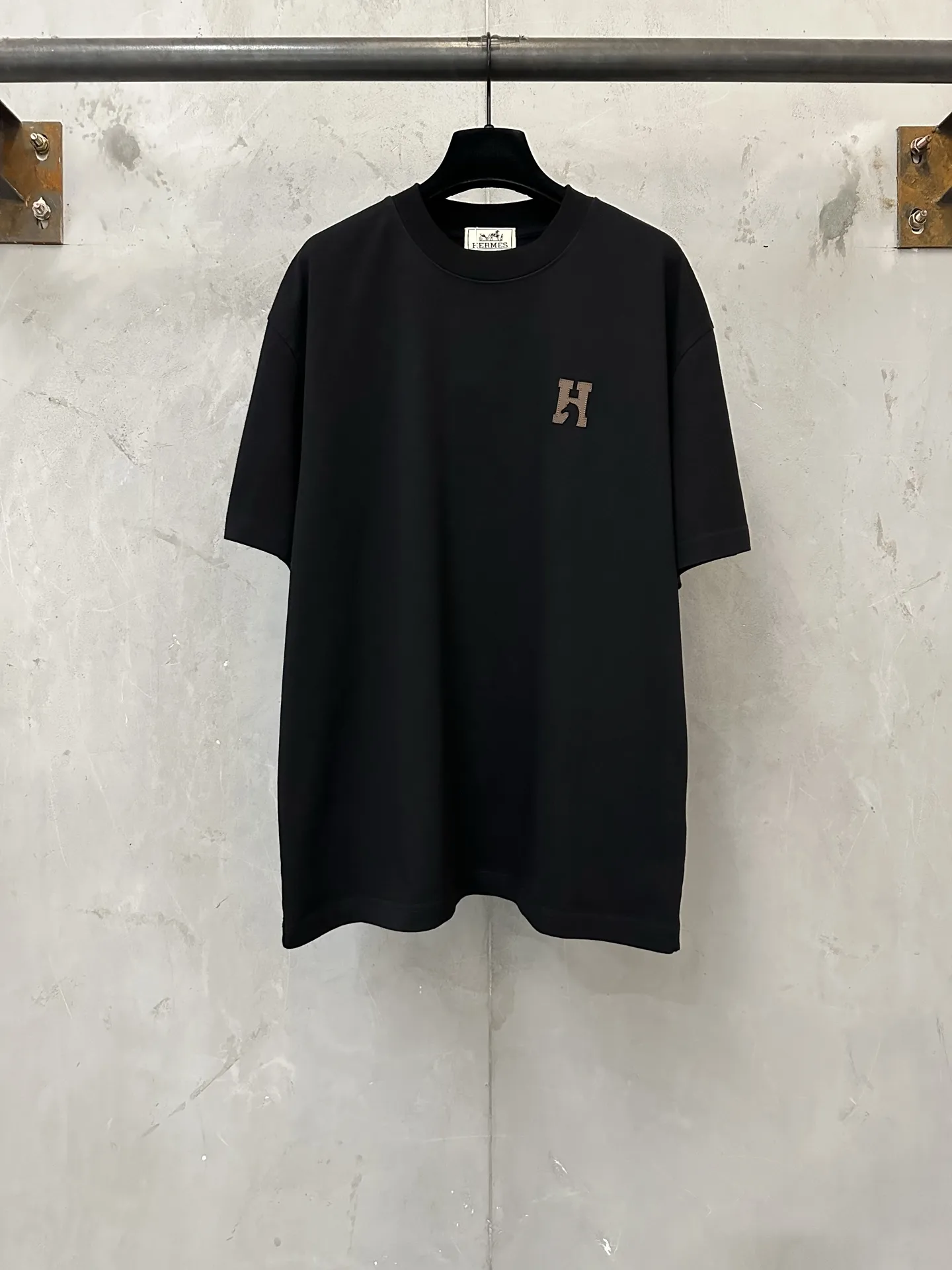 Leather Patch Heavyweight Cotton T-Shirt D21020505