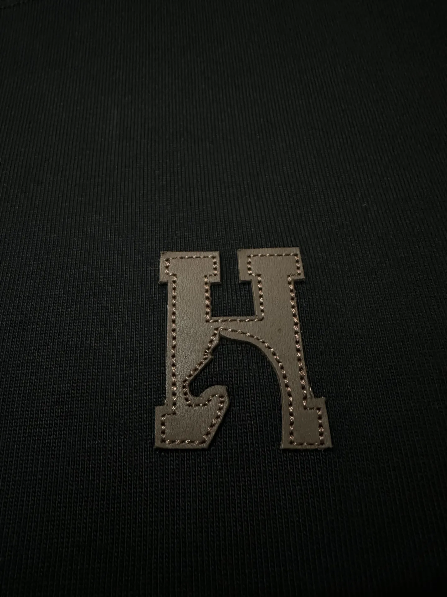 Leather Patch Heavyweight Cotton T-Shirt D21020505 — view 7