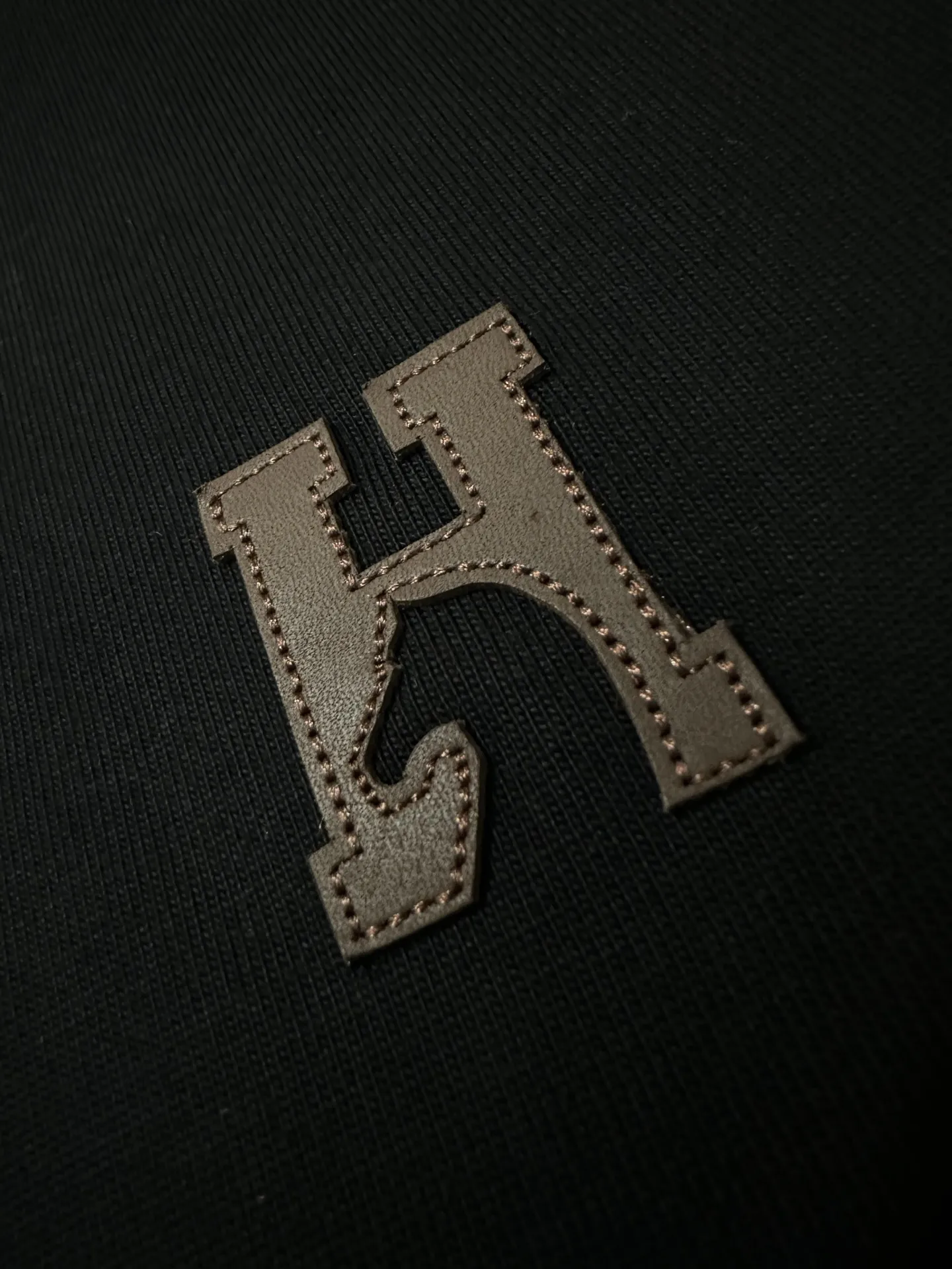 Leather Patch Heavyweight Cotton T-Shirt D21020505 — view 8