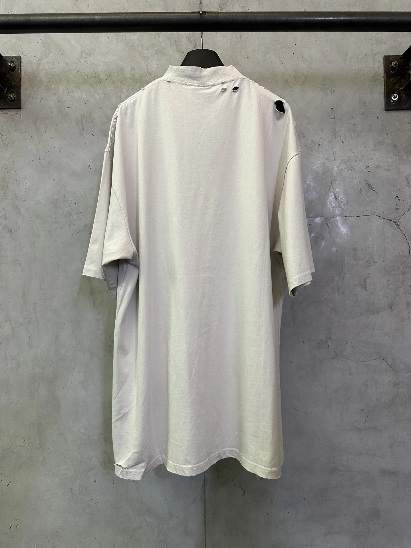 Eye Chart Distressed Cotton T-Shirt D21512420 — view 2