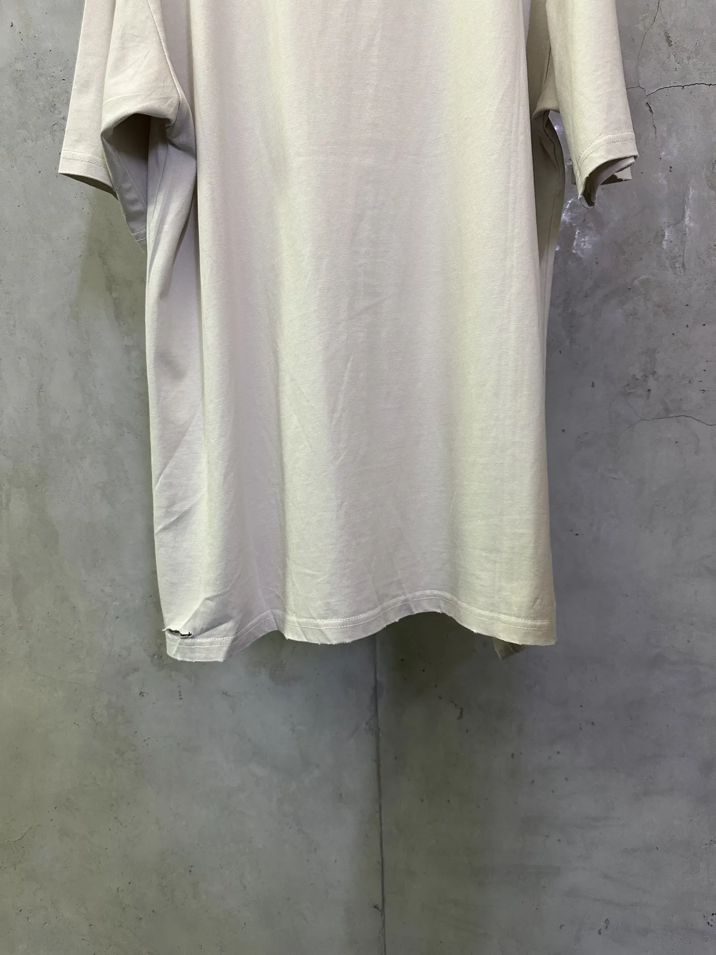 Eye Chart Distressed Cotton T-Shirt D21512420 — view 6
