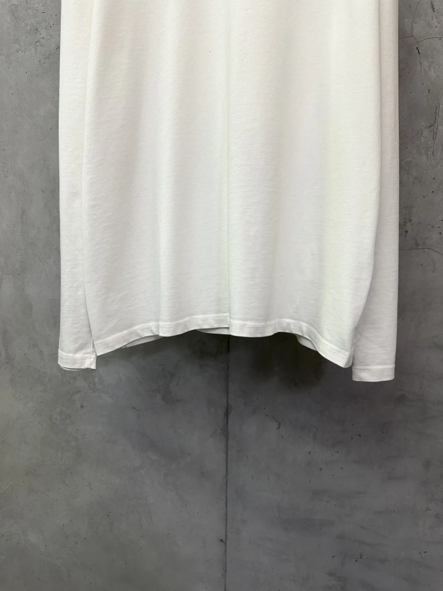 Chrome Hearts Flocked Logo Long-Sleeve T-Shirt D22023742 — view 4